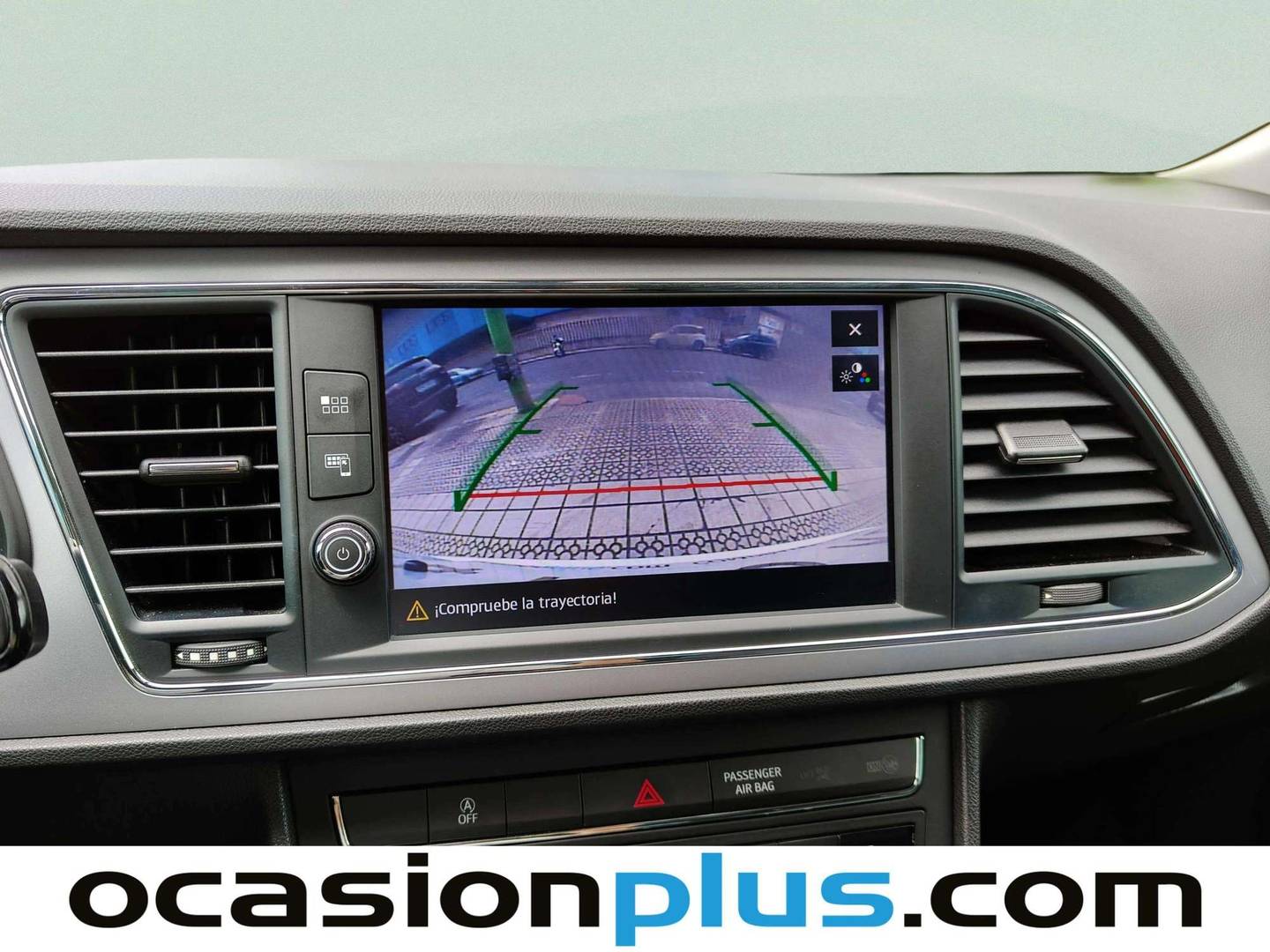 Equipamiento del Seat León Seat León ST 1.6 TDI S&S Style Advanced (115 CV)