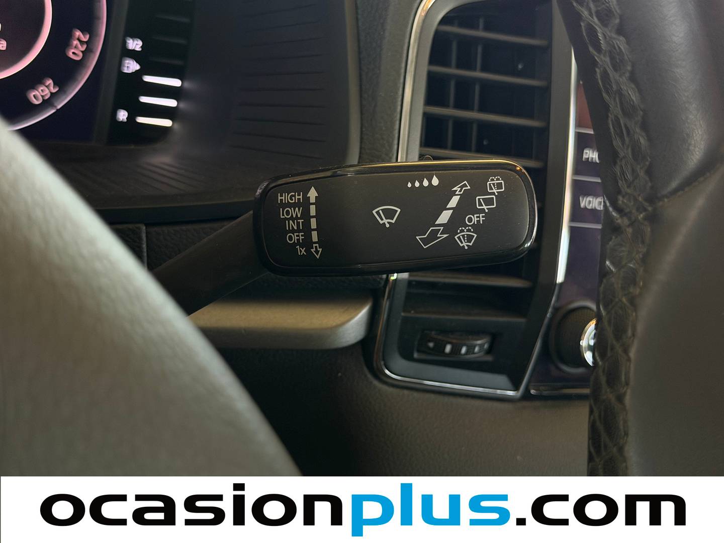 Skoda Karoq Skoda Karoq 1.5 TSI ACT Ambition (150 CV) seminuevo