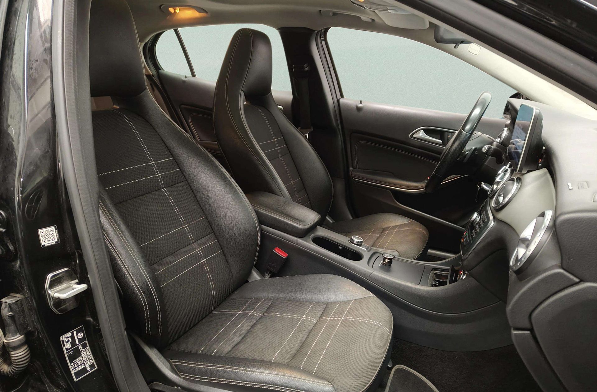 Mercedes-Benz GLA 200 CDI Style - foto 14