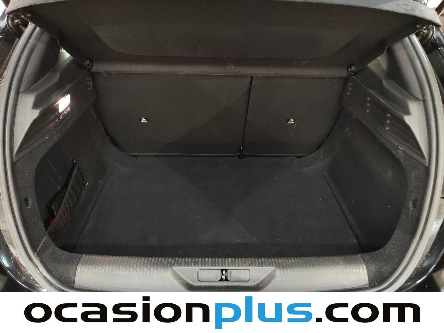 Foto Peugeot 308 Peugeot 308 PureTech 130 S&S Active EAT8 (130 CV)