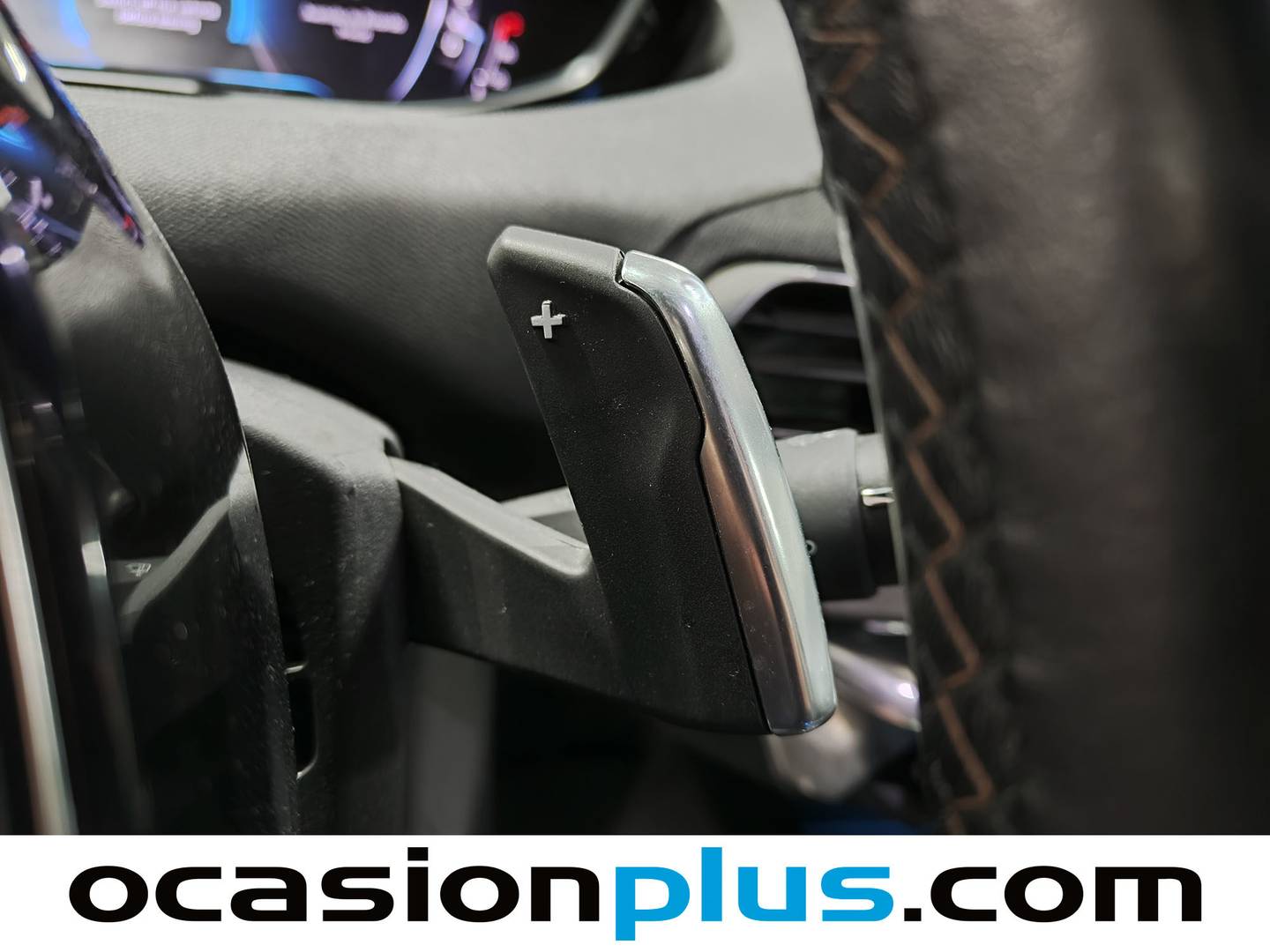 Foto Peugeot 3008 Peugeot 3008 PureTech 130 S&S GT EAT8 (130 CV)