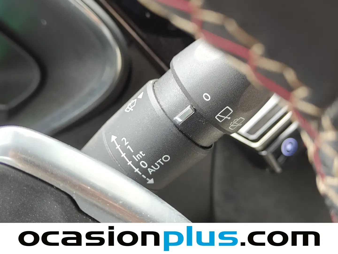 Foto DS DS 7 Crossback DS DS7 Crossback E-Tense 300 Performance Line+ 4WD Auto (300 CV)