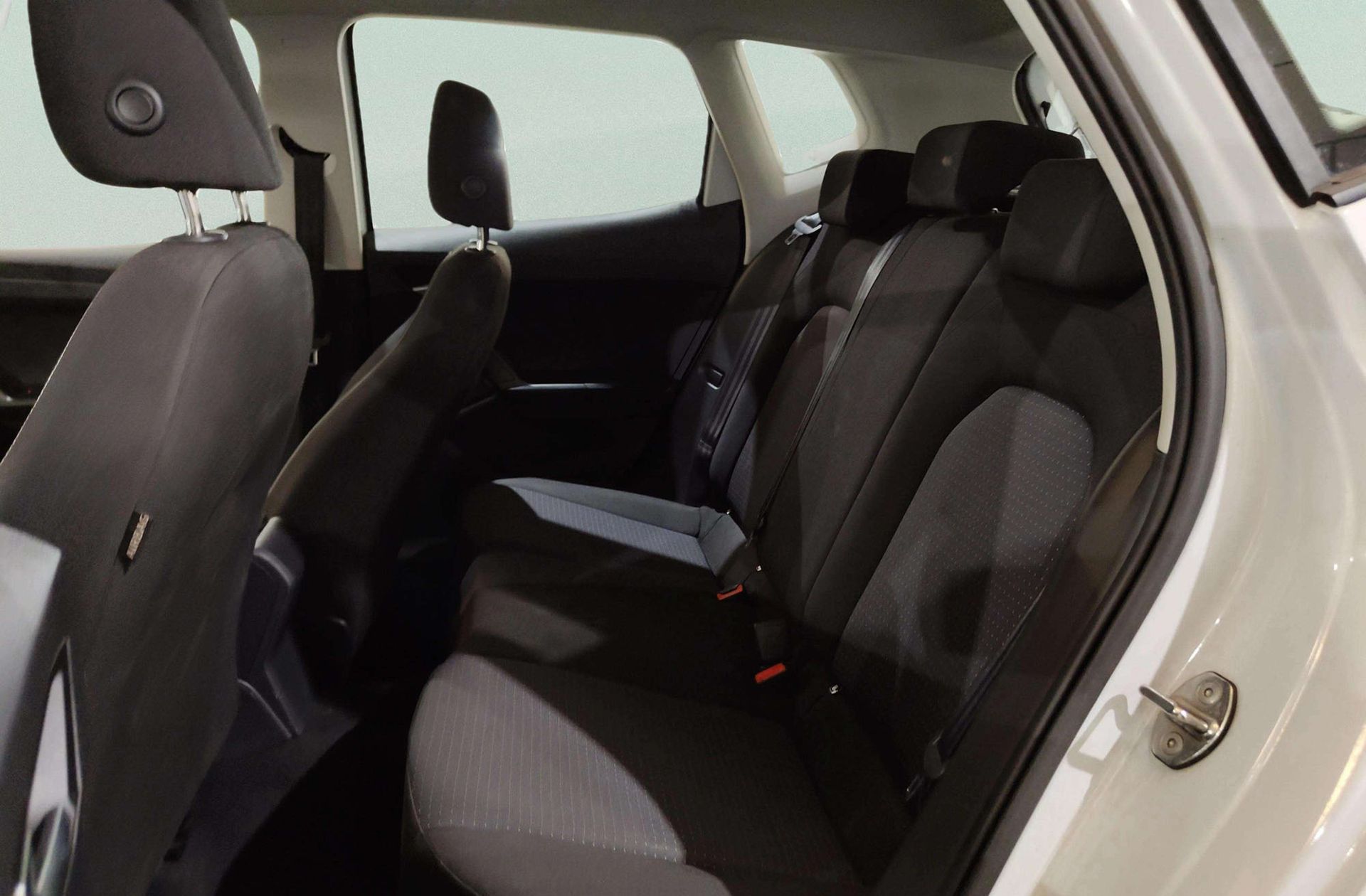 SEAT Arona 1.0 TSI Style XL DSG - foto 11