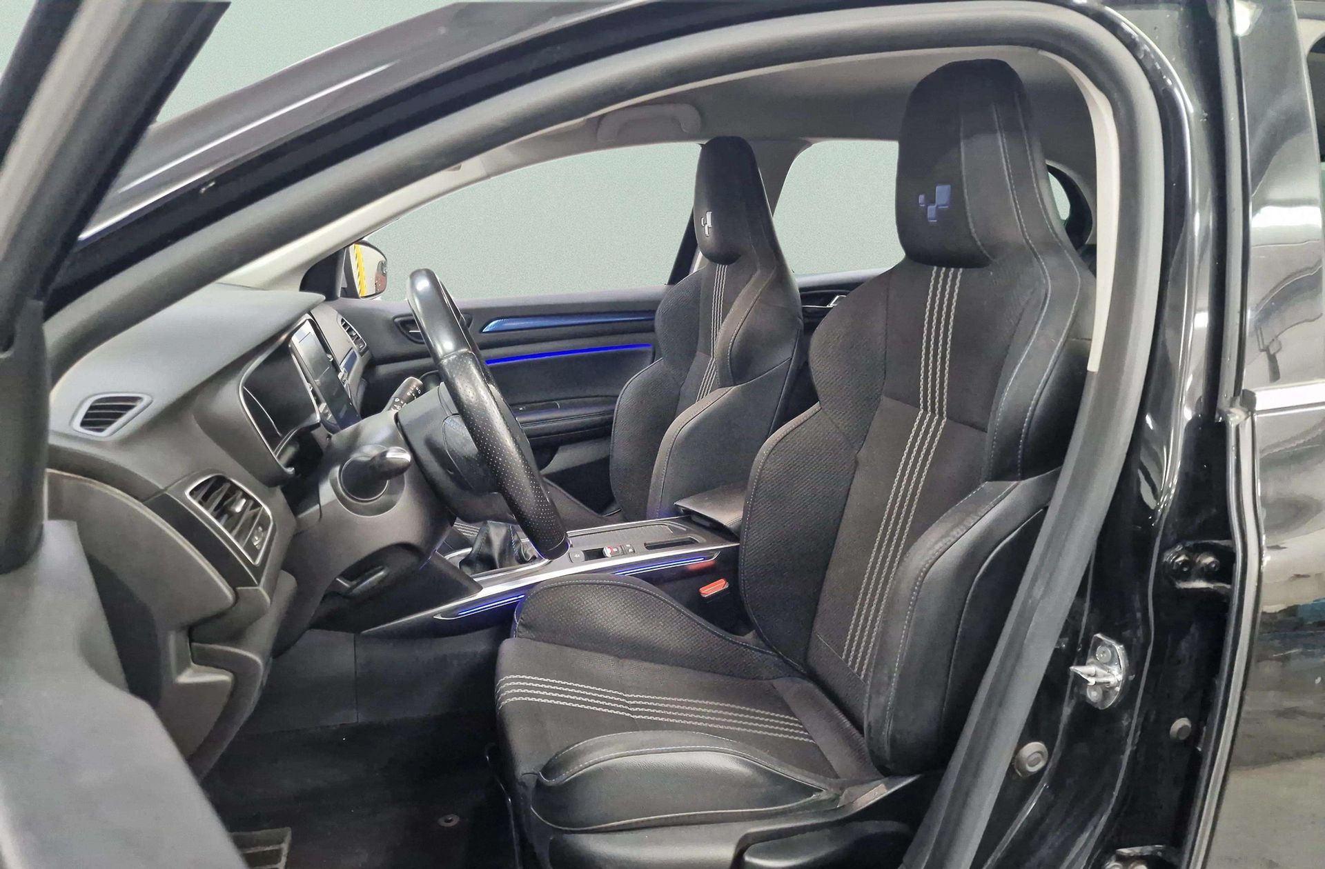 Renault Mégane GT Line TCe GPF - foto 10
