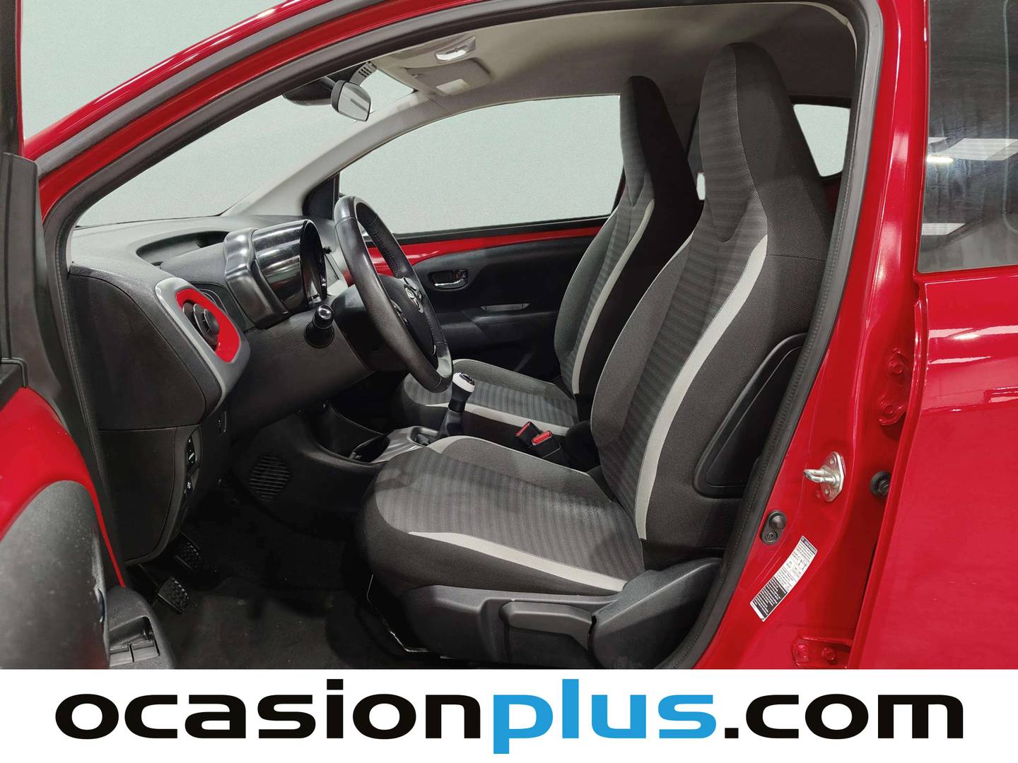 Foto Toyota Aygo Toyota Aygo 1.0 70 x-play (72 CV)