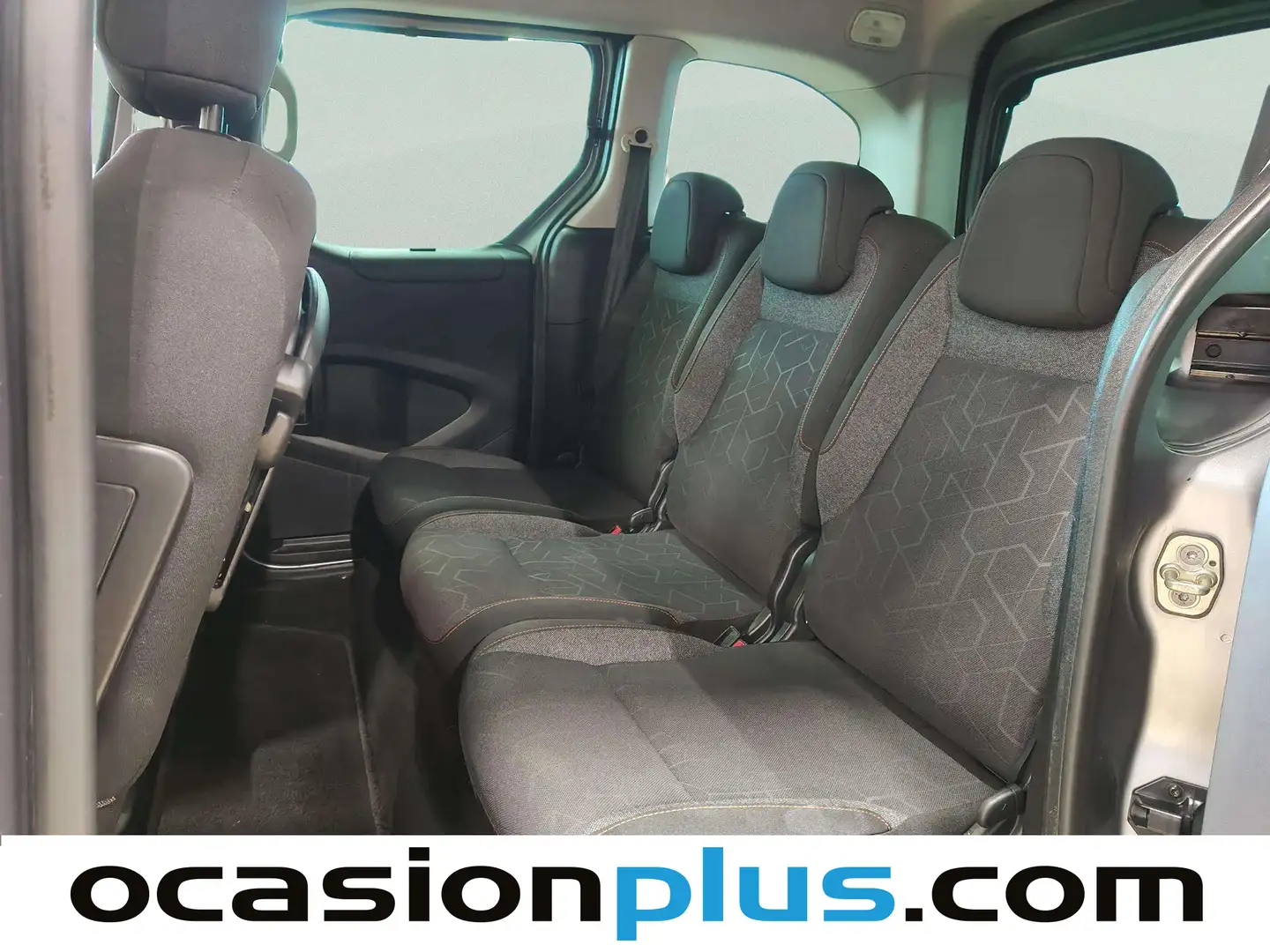 Foto Peugeot Partner Peugeot Partner Tepee BlueHDI 120 Style (120 CV)