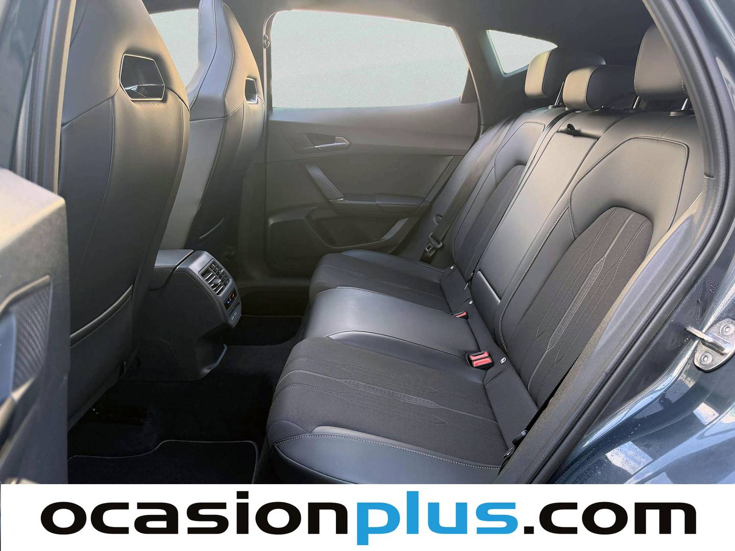 Foto asientos traseros Cupra Formentor CUPRA Formentor 1.4 e-Hybrid VZ DSG (245 CV)