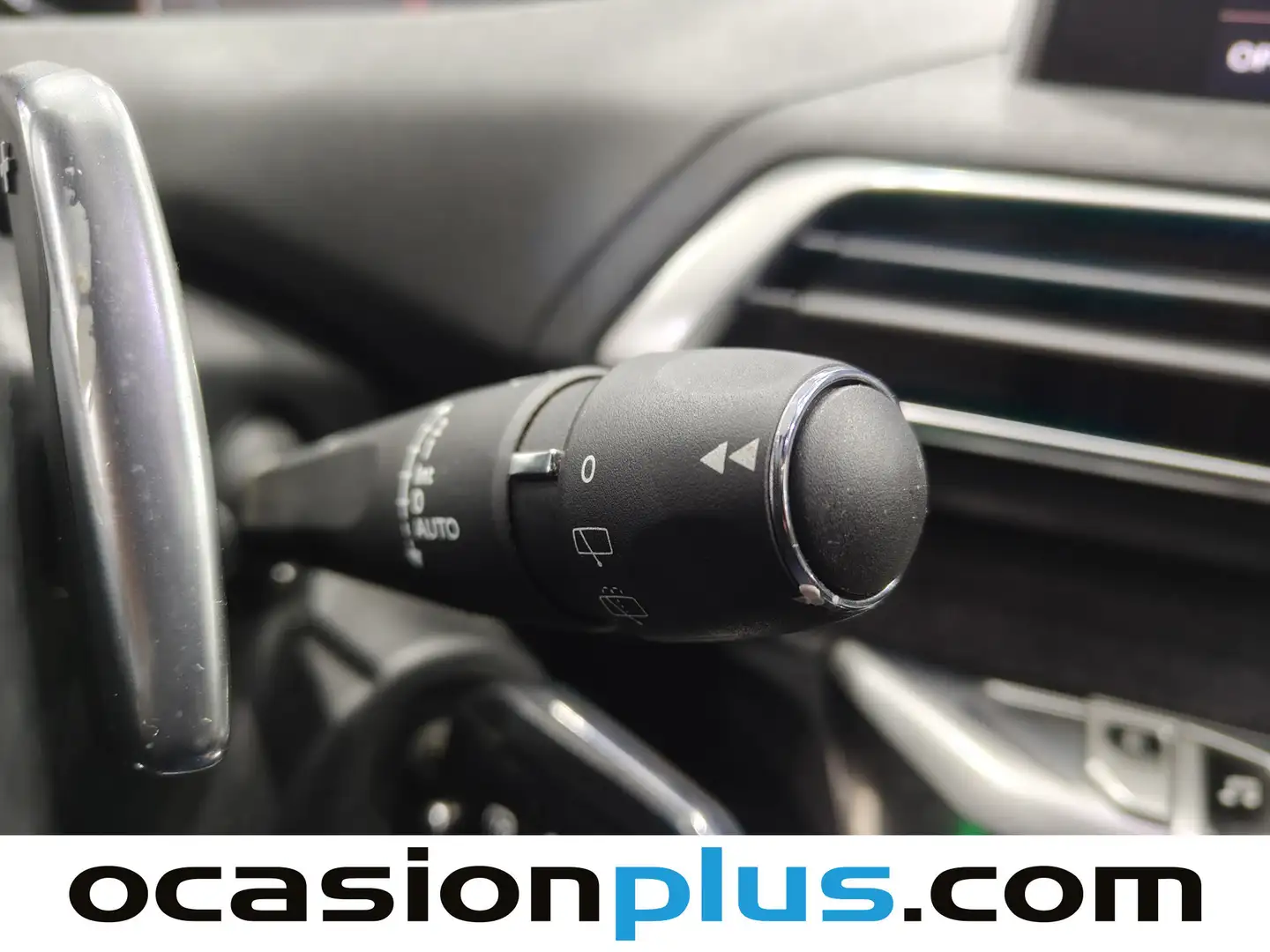 Foto Peugeot 3008 Peugeot 3008 THP 165 GT Line S&S Auto  (165 CV)