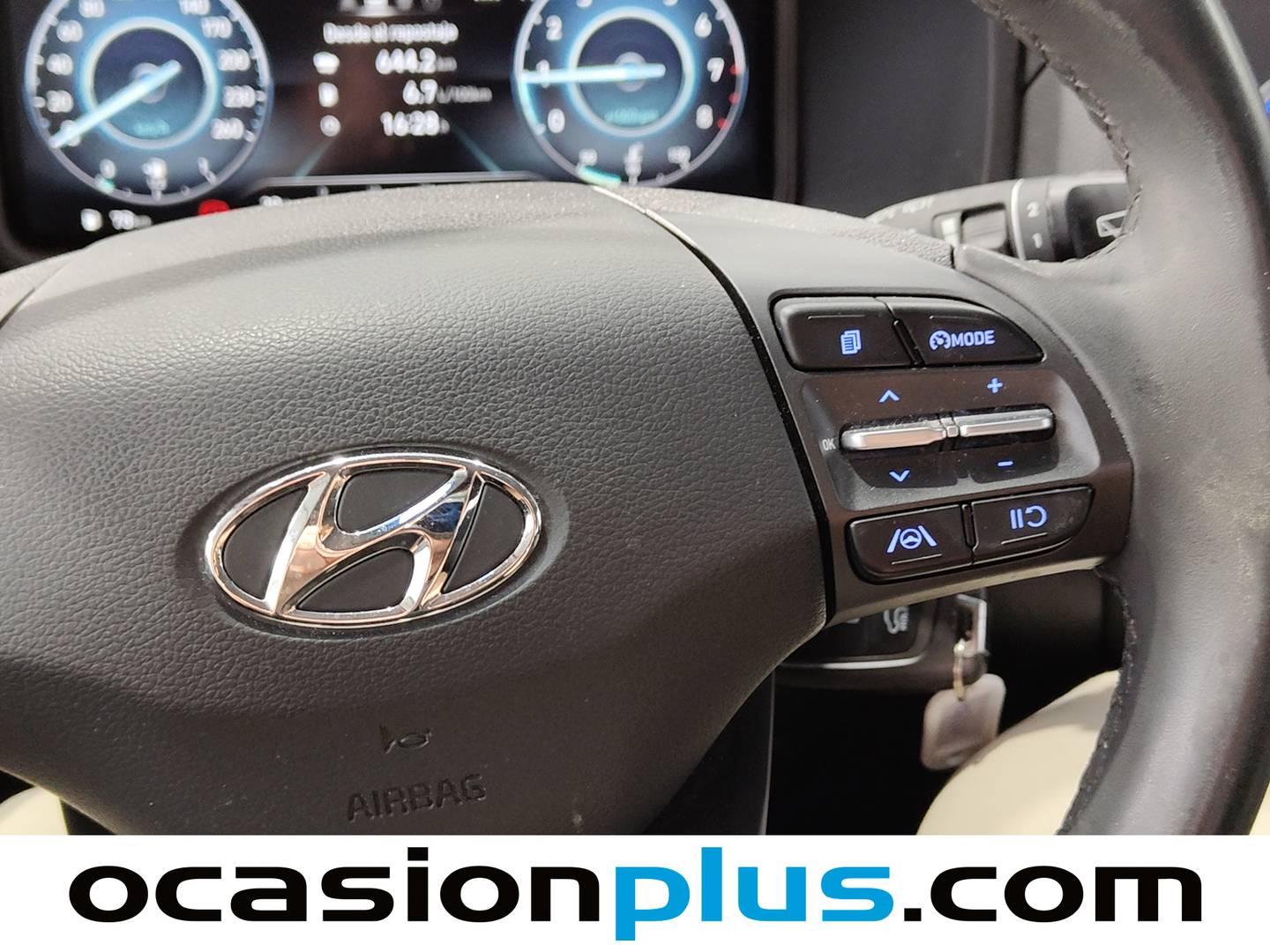 Foto Hyundai Kona Hyundai Kona 1.0 TGDi Maxx 4x2 (120 CV)