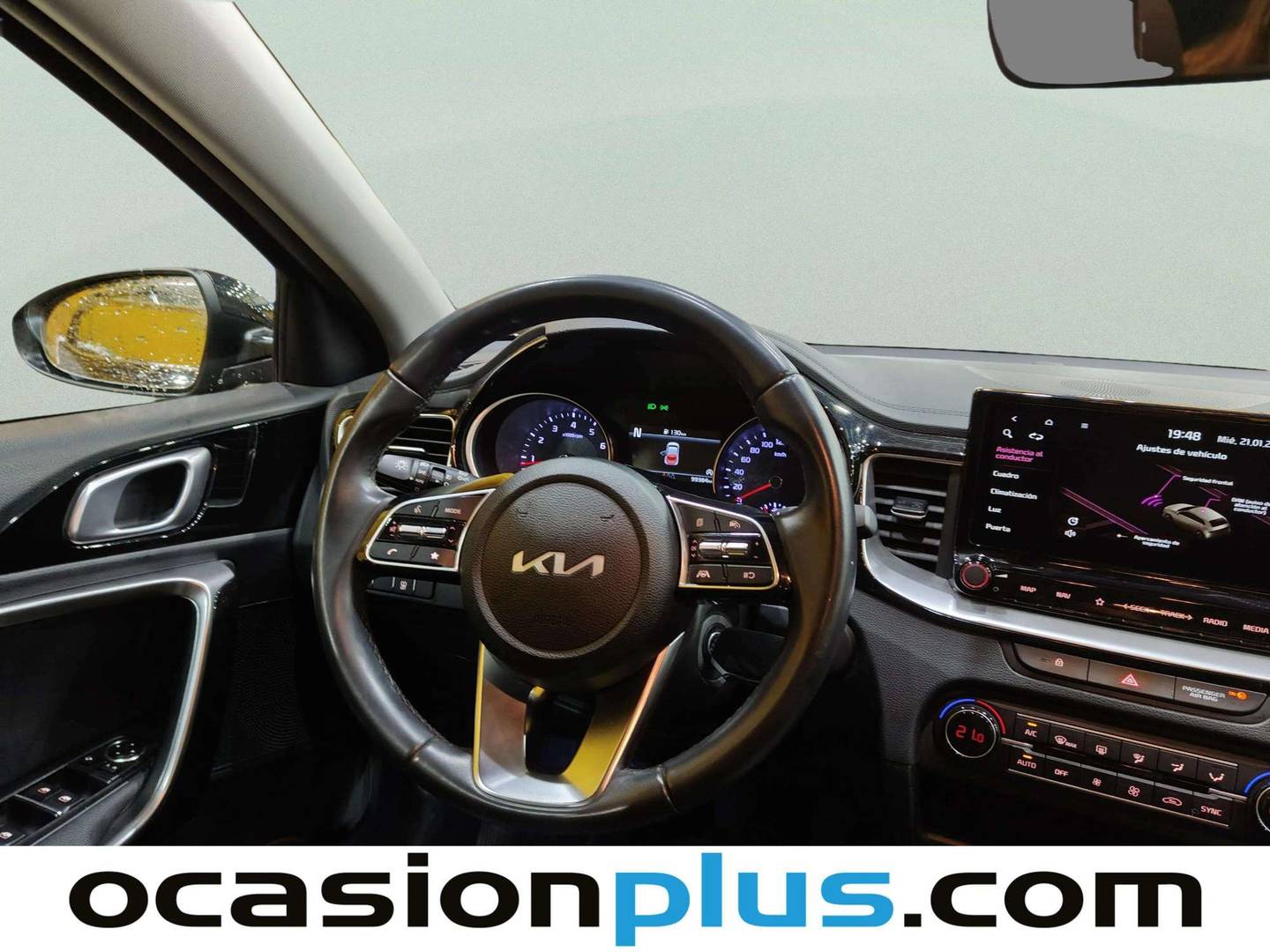 Foto KIA XCeed Kia XCeed 1.5 MHEV iMT Tech (160 CV)