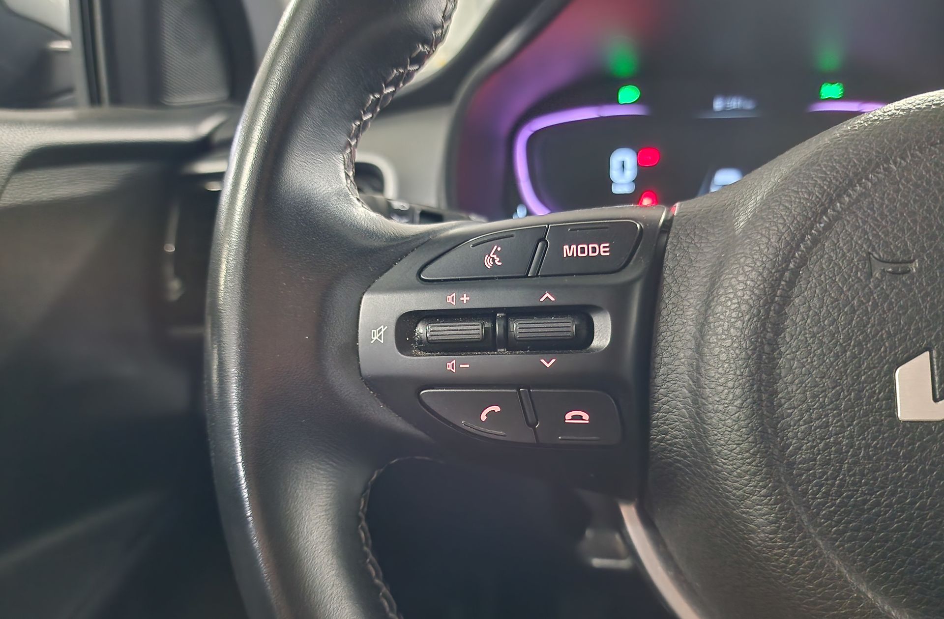 Kia Stonic 1.2 DPi Drive - foto 24