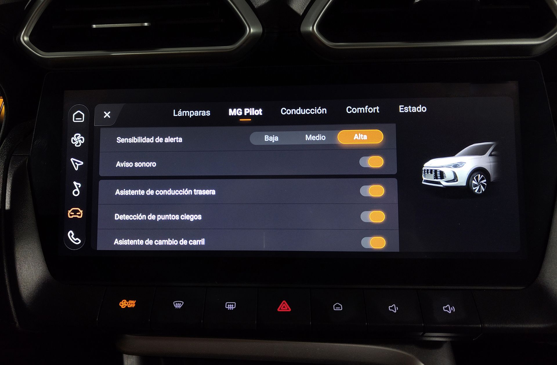 MG ZS 1.5 Hybrid+ Luxury - foto 15