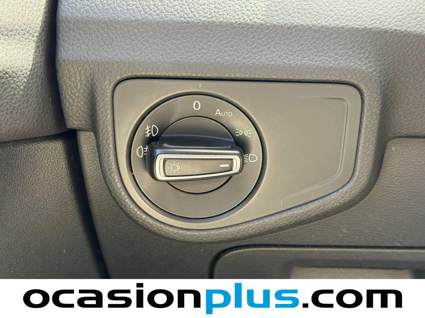 Acabados Volkswagen Golf Sportsvan Volkswagen Golf Sportsvan 1.6 TDI Sport BMT (110 CV)