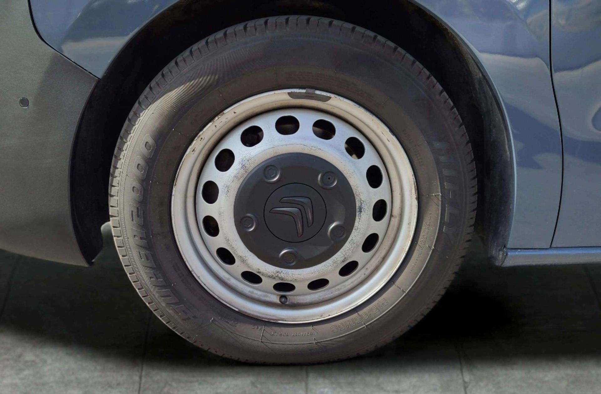 Citroën Jumpy Furgon BlueHDi 100 Talla XL - foto 35