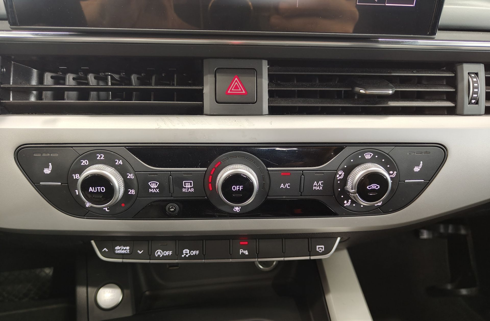 Audi A4 Avant Advanced 35 TFSI S tronic - foto 29