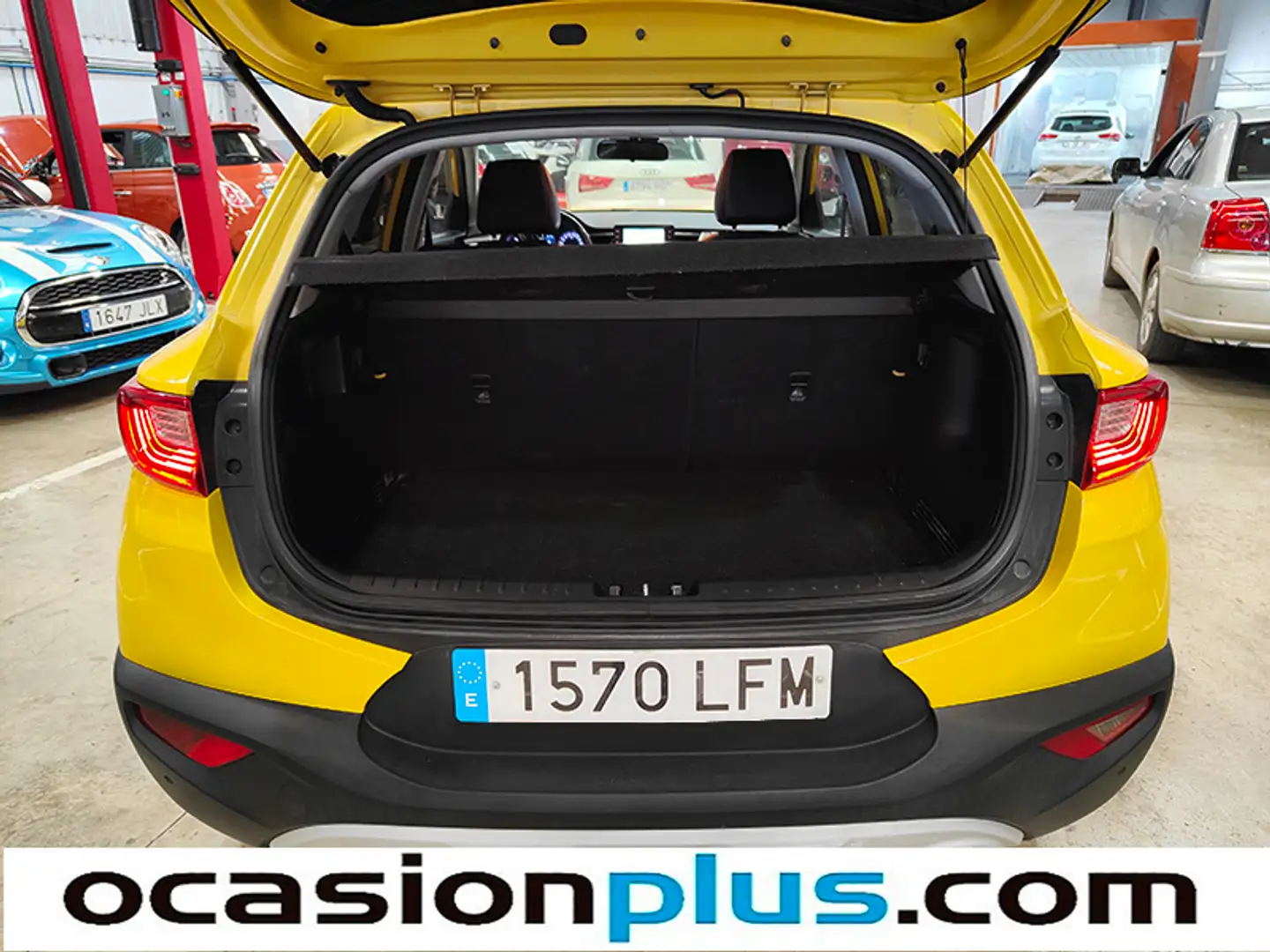 Foto KIA Stonic Kia Stonic 1.0 T-GDi Black Edition (120 CV)