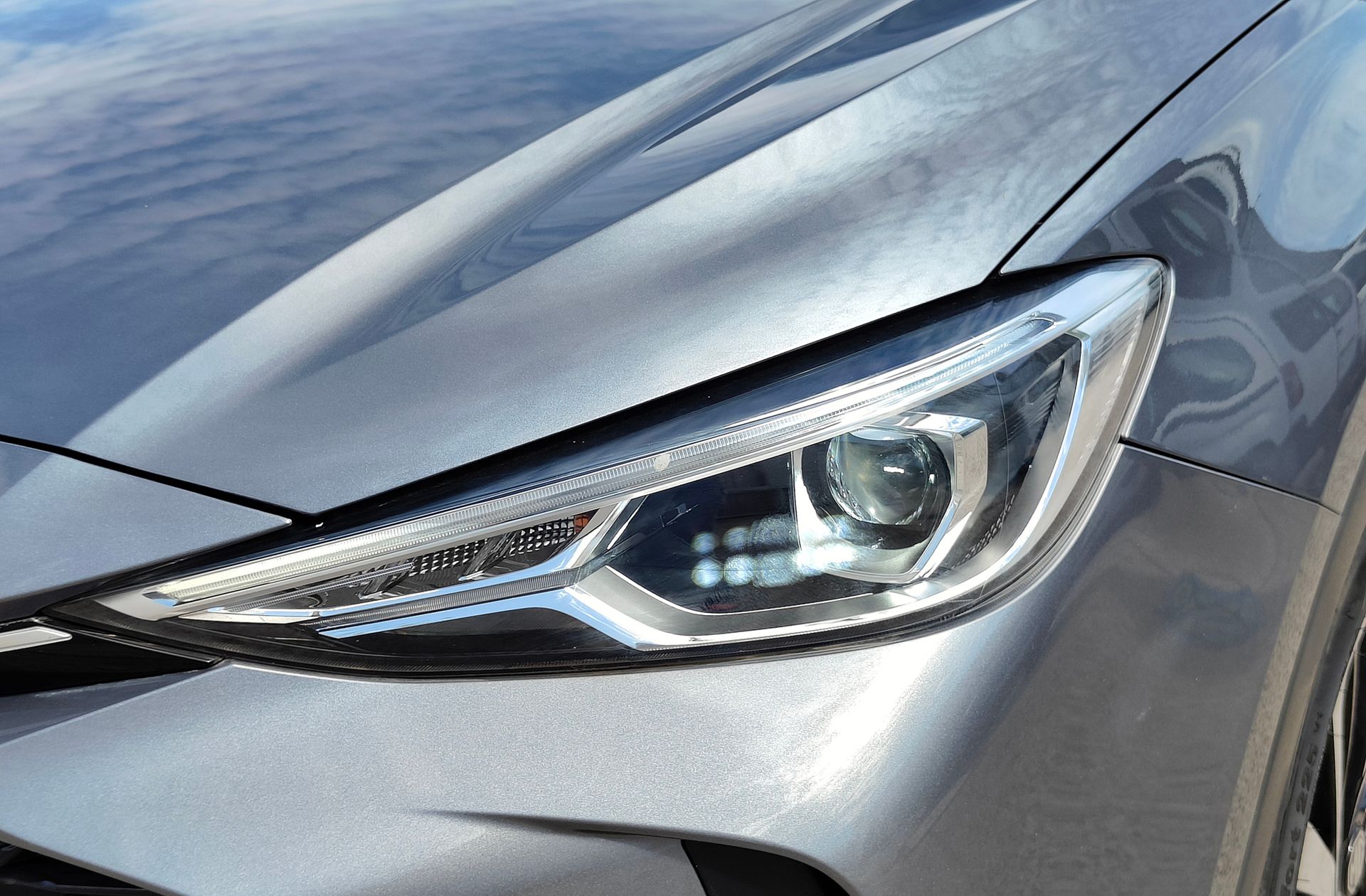 MG ZS 1.5 Hybrid+ Luxury - foto 14