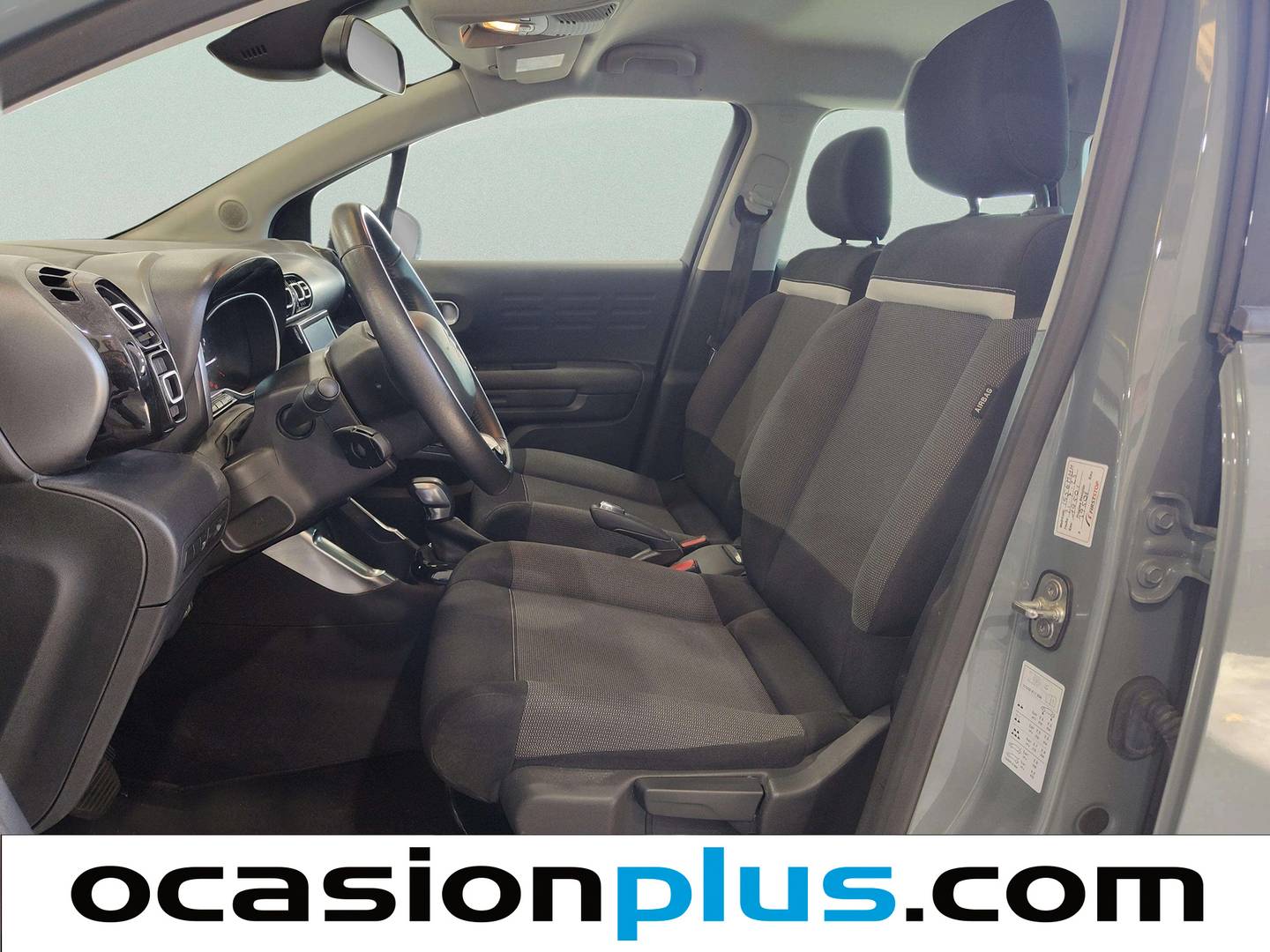 Foto asientos delanteros Citroën C3 Aircross Citroën C3 Aircross PureTech 130 Shine Pack EAT6 (131 CV)