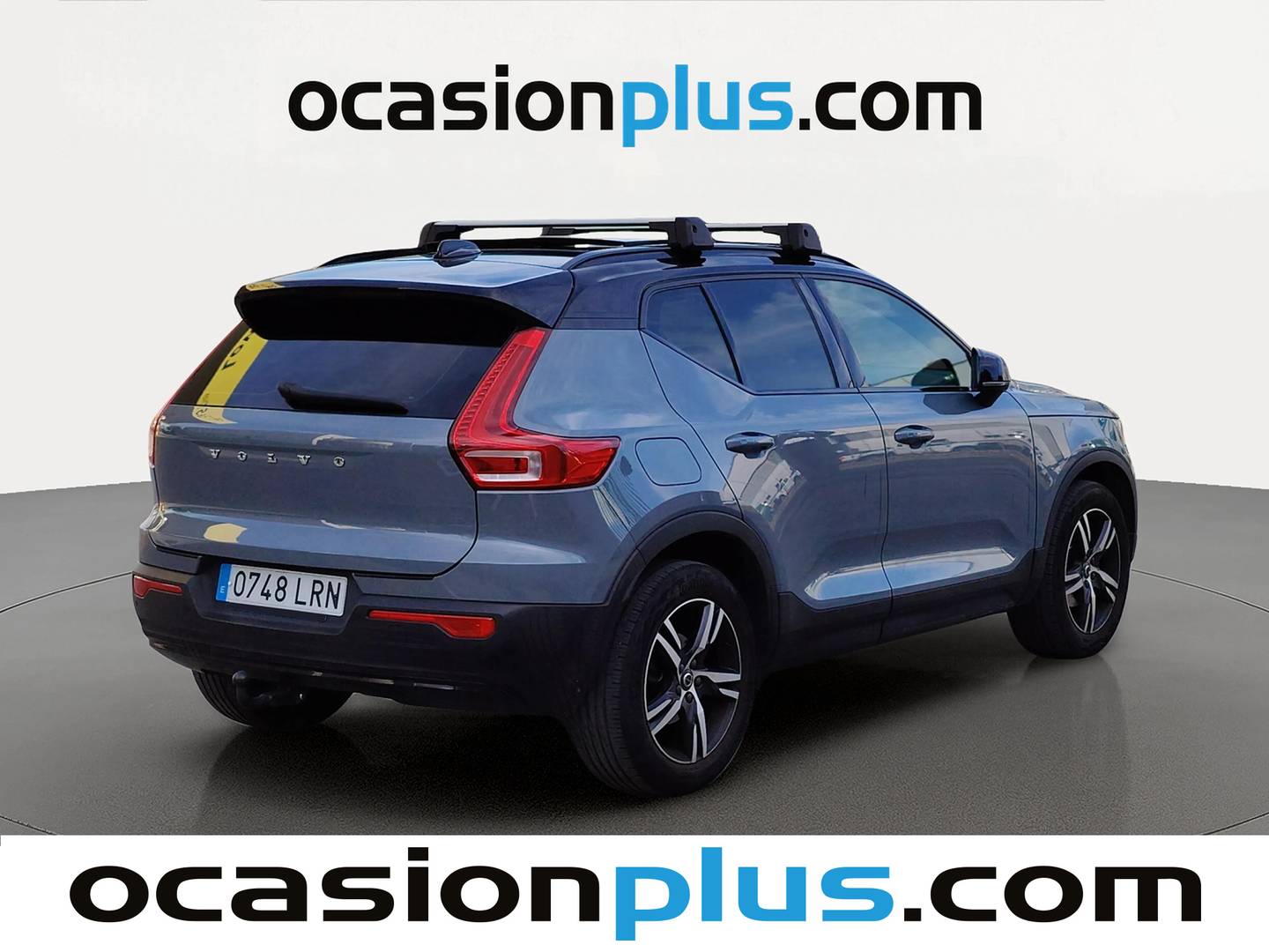 Foto trasera Volvo XC40 Volvo XC40 T3 R-Design Auto (163 CV) derecha
