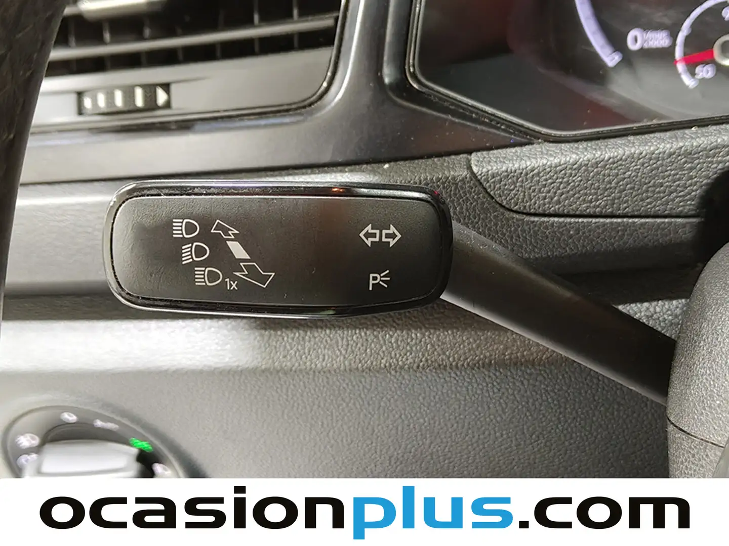 Foto Volkswagen T-Roc Volkswagen T-Roc Edition 1.0 TSI (115 CV)