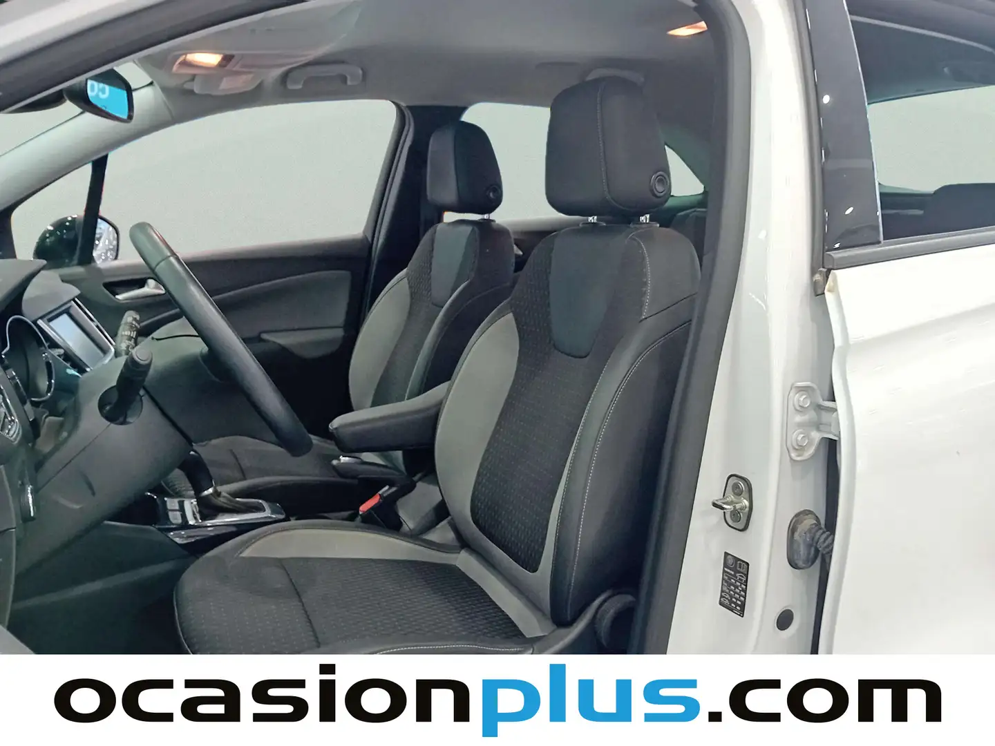 Foto Opel Crossland X Opel Crossland X 1.2 Innovation Auto (130 CV)
