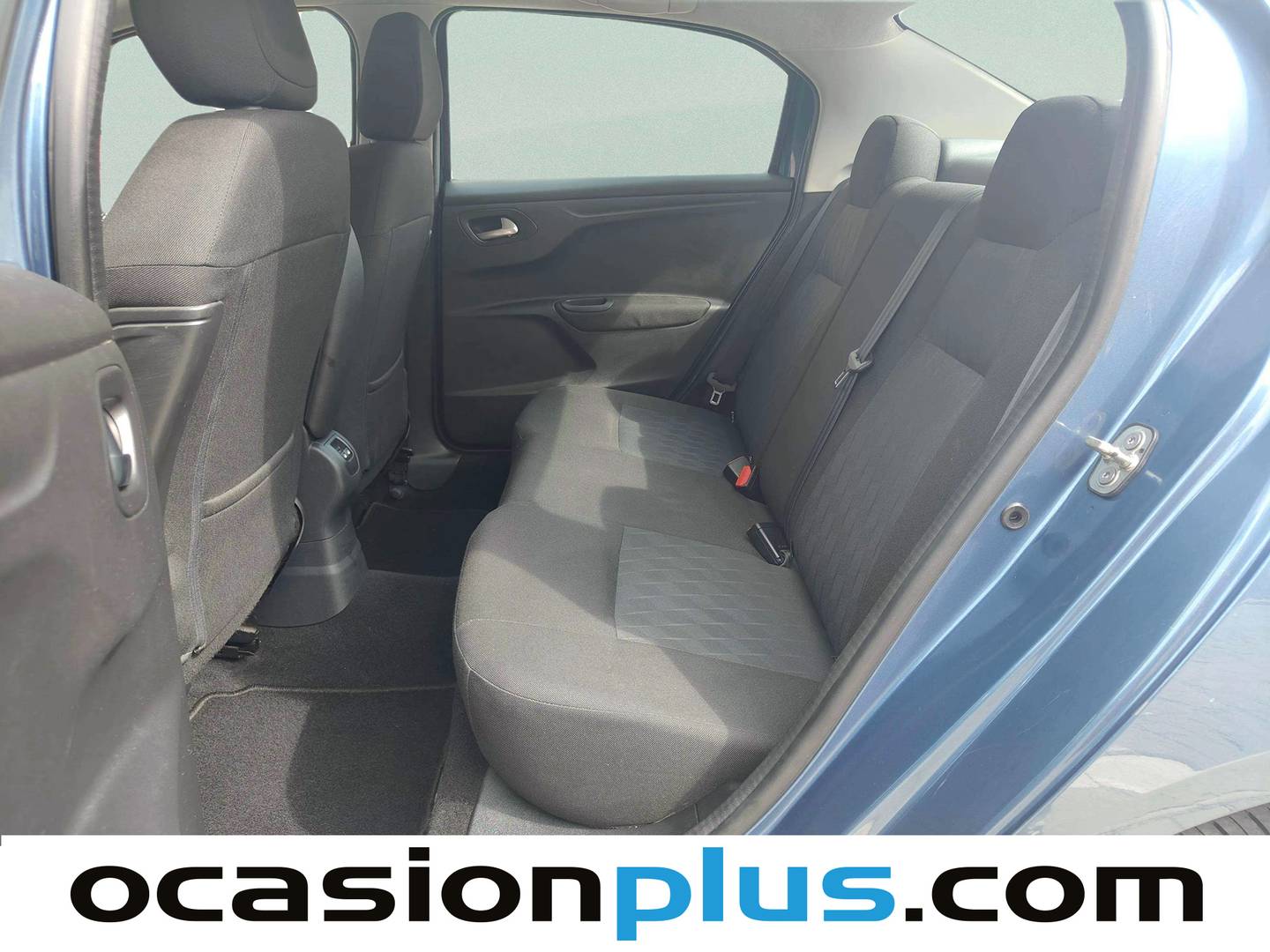 Foto asientos traseros Citroën C-Elysée Citroën C-Elysee PureTech 82 Exclusive (82 CV)