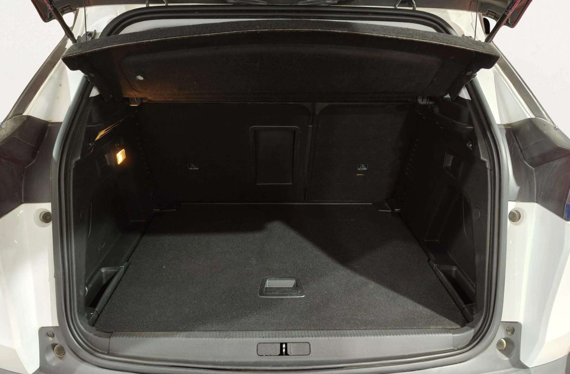 Peugeot 3008 BlueHDi 130 Allure - foto 17