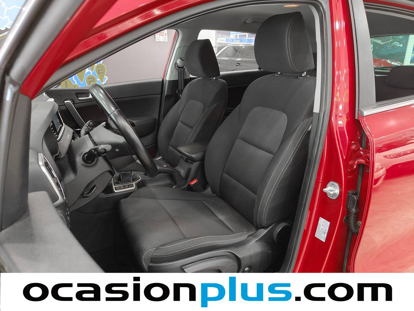 Foto asientos delanteros KIA Sportage KIA Sportage 1.6 GDi Drive Plus 4x2 (132 CV)