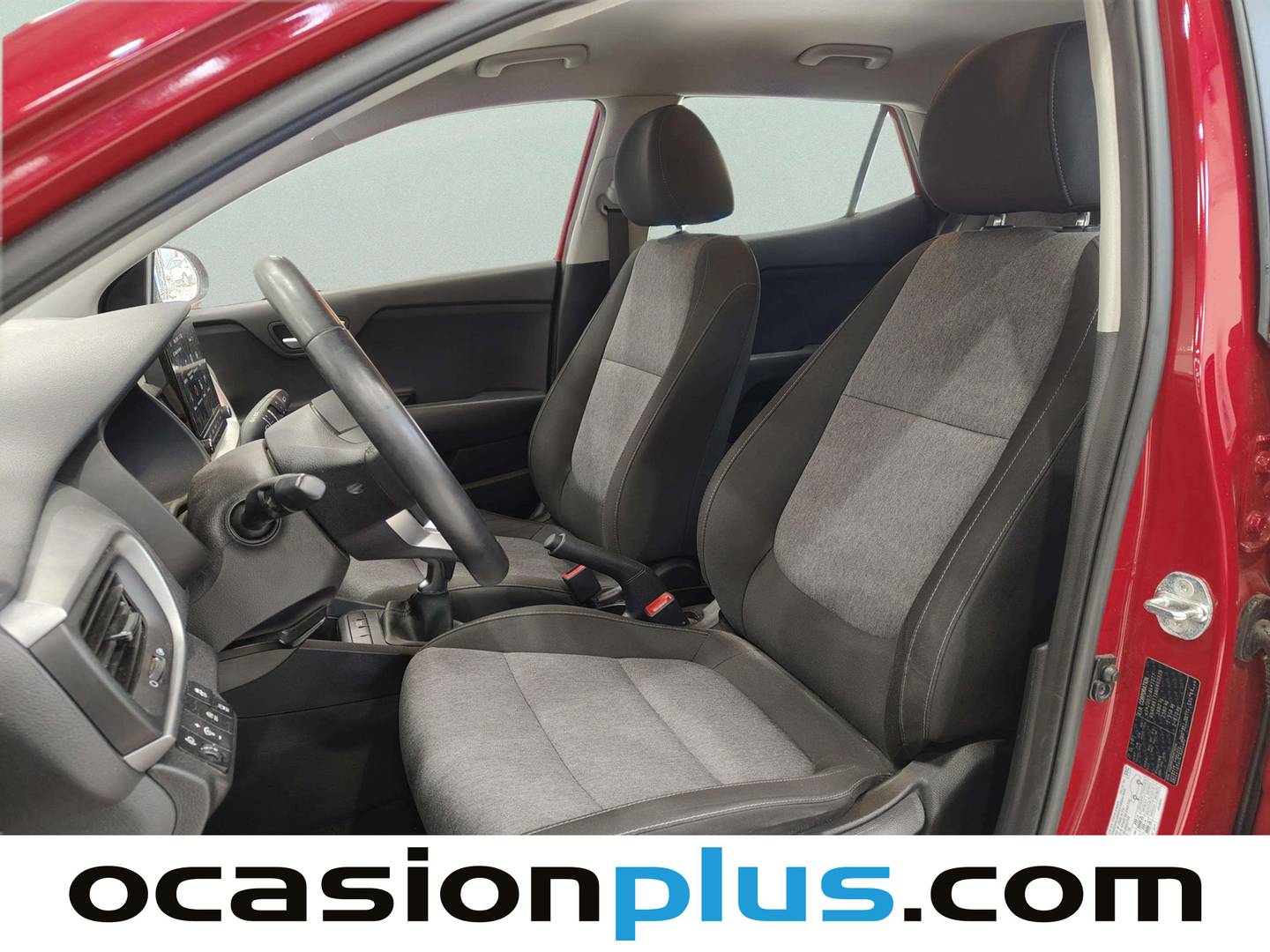 Foto asientos delanteros KIA Stonic KIA Stonic 1.0 T-GDi MHEV iMT Concept (100 CV)