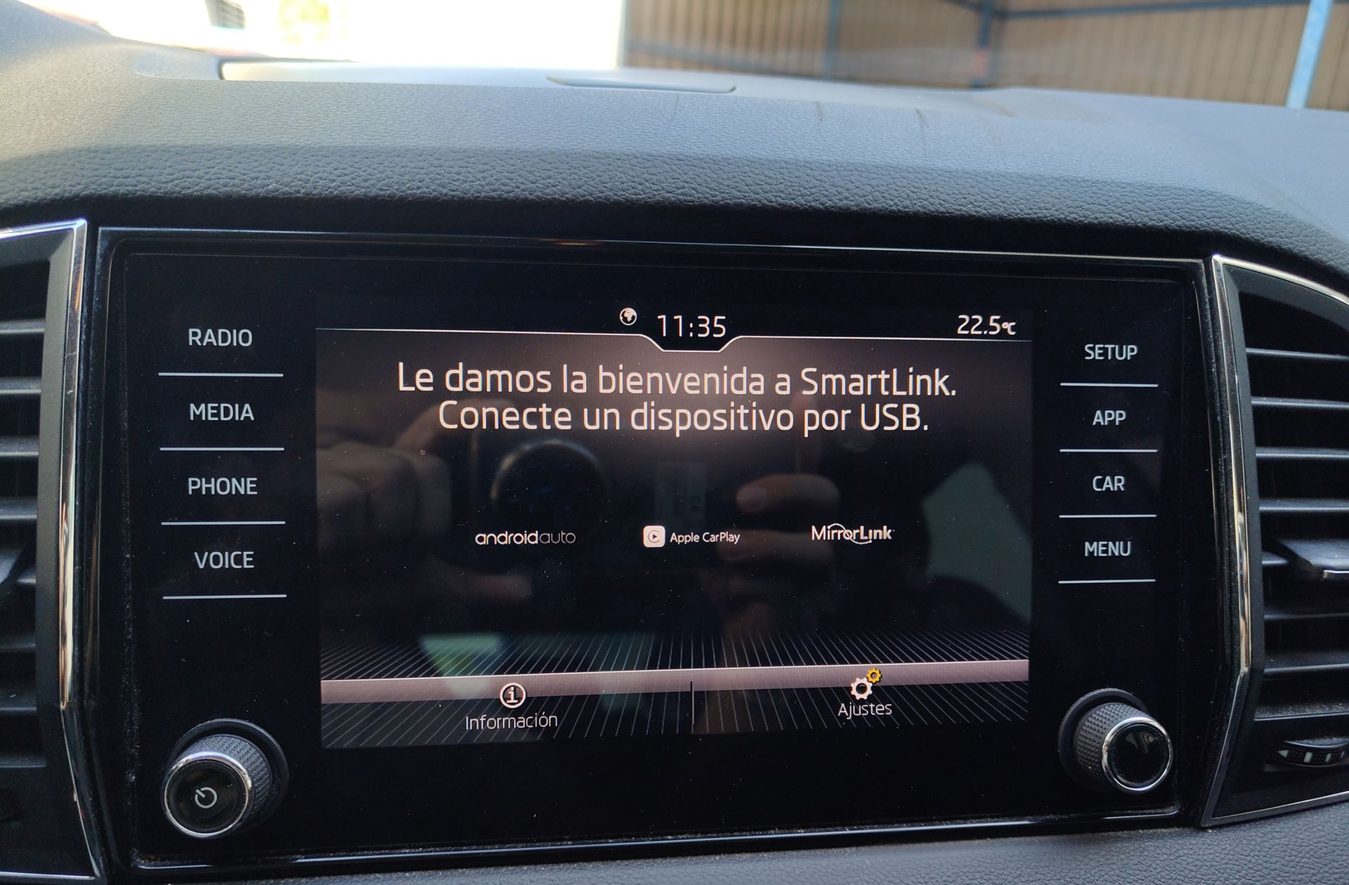 Škoda Karoq 1.5 TSI ACT Ambition DSG - foto 7