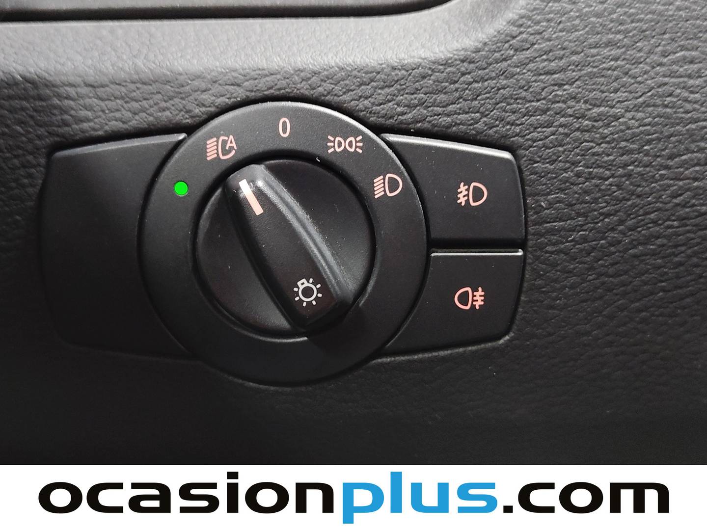 Extras del BMW X1 BMW X1 sDrive18d (143 CV)
