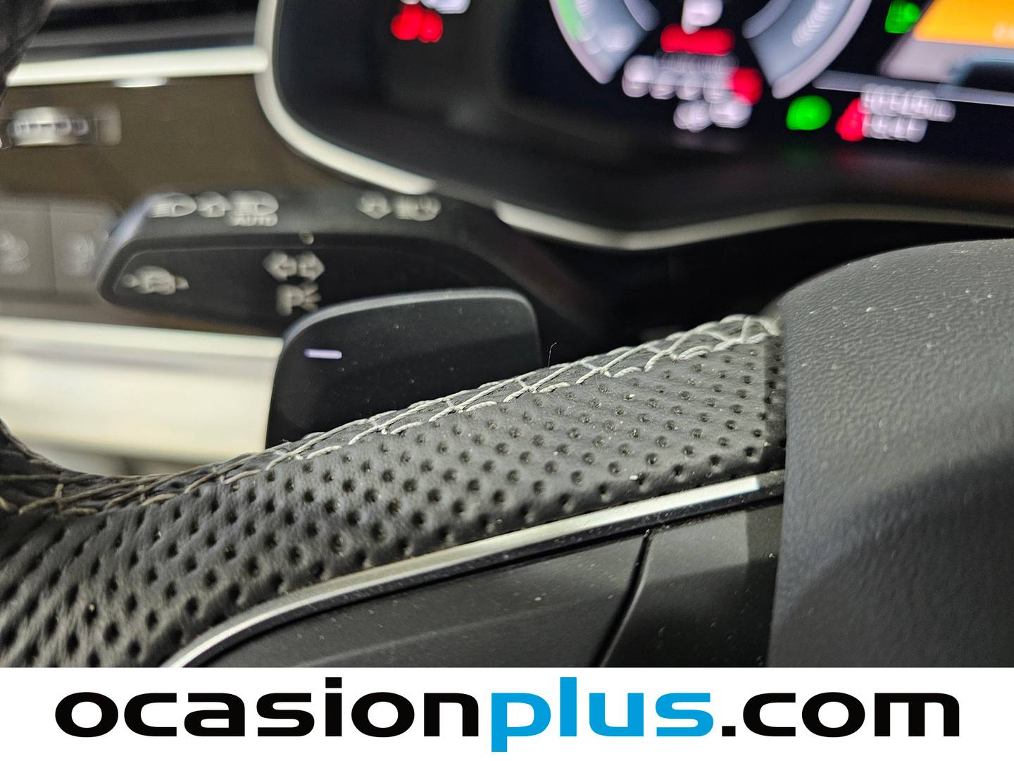 Audi Q8 Audi Q8 TFSIe TFSIe Black line plus 60 TFSIe quattro (462 CV) tiptronic automático