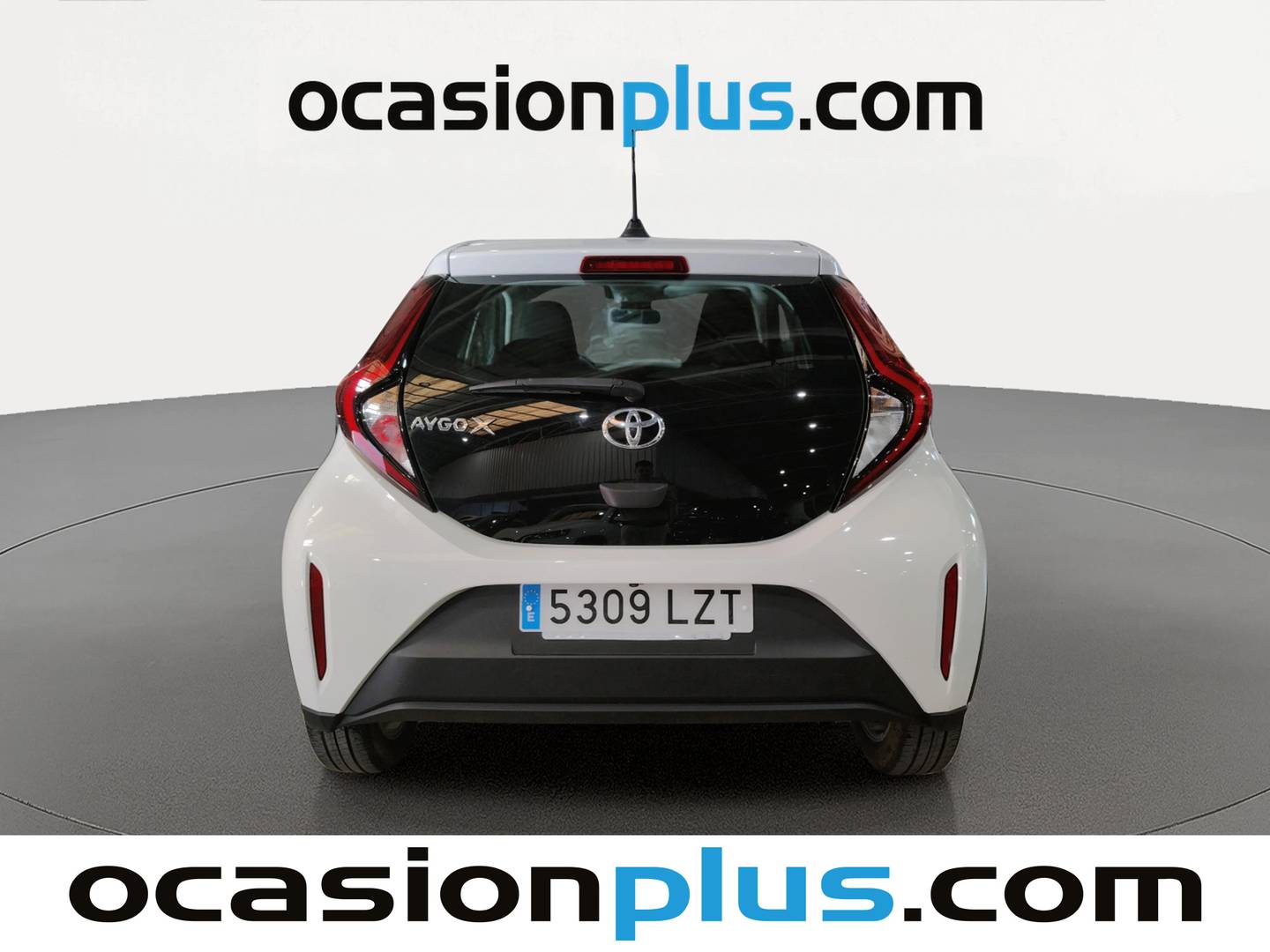 Foto Toyota Aygo X Cross Toyota Aygo X Cross 1.0 VVT-I Play (72 CV)