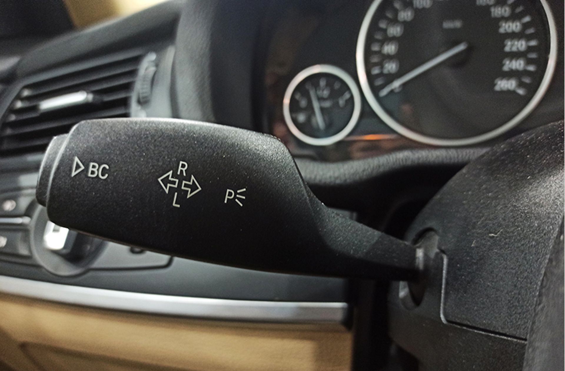BMW X3 sDrive18d - foto 22
