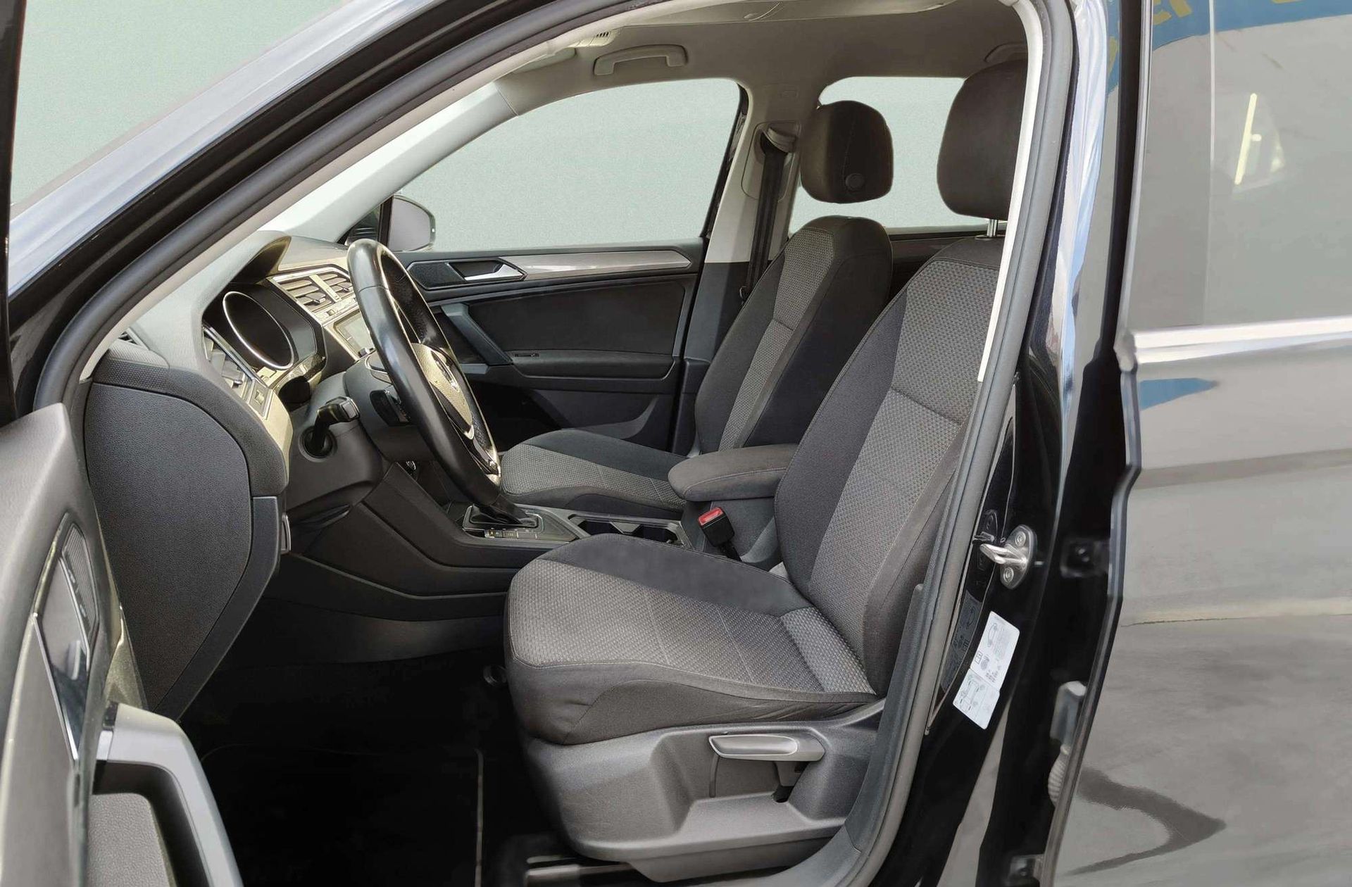 Volkswagen Tiguan Allspace Advance 2.0 TDI DSG 7 plazas - foto 14