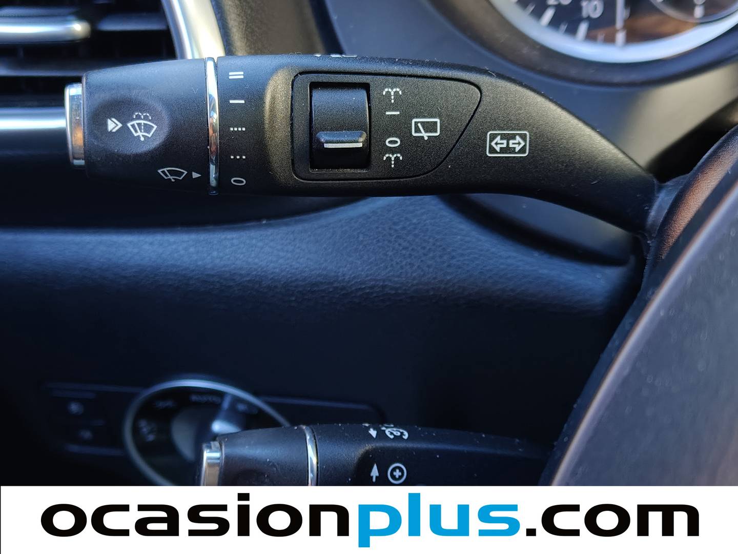 Foto Infiniti QX30 Infiniti QX30 2.2D Premium Tech AWD 7DCT 125 kW (170 CV)