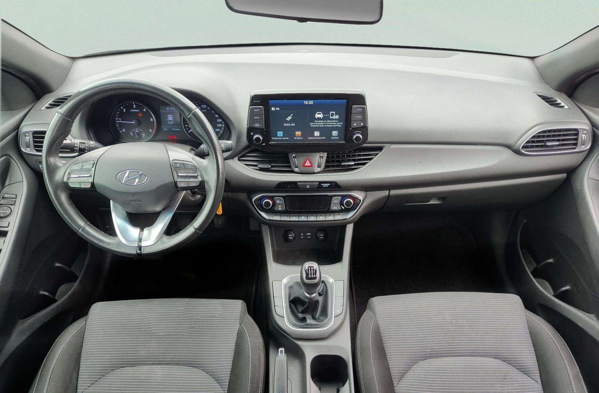 Hyundai i30 CW 1.6 CRDi Klass - foto 6