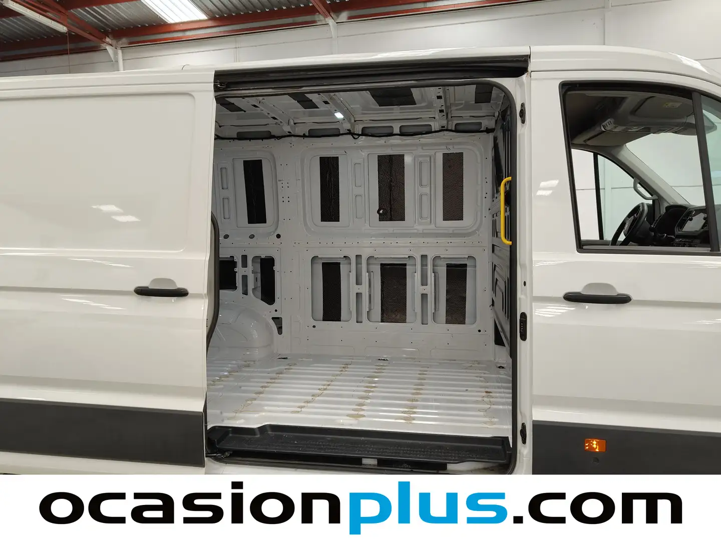 Foto Volkswagen Crafter Volkswagen Crafter Furgon Batalla Media TN 2.0 TDI (140 CV) Auto 3.500