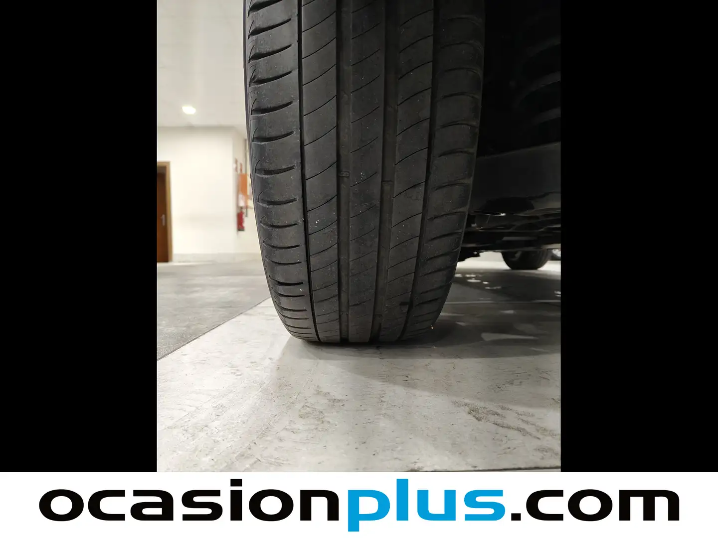 Foto Toyota C-HR Toyota C-HR 180H Advance Luxury (184 CV)