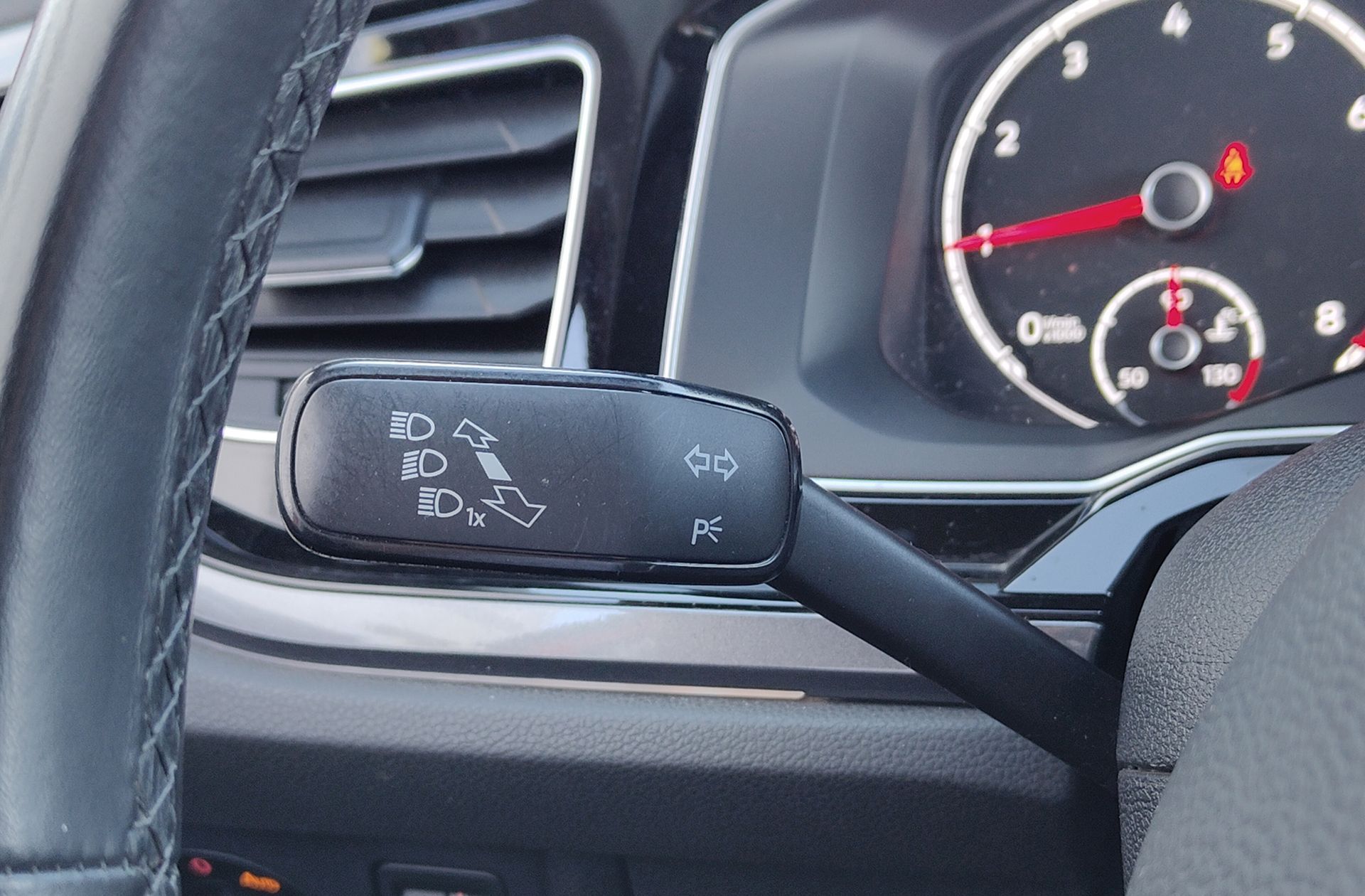 Volkswagen Polo Sport 1.0 TSI - foto 26