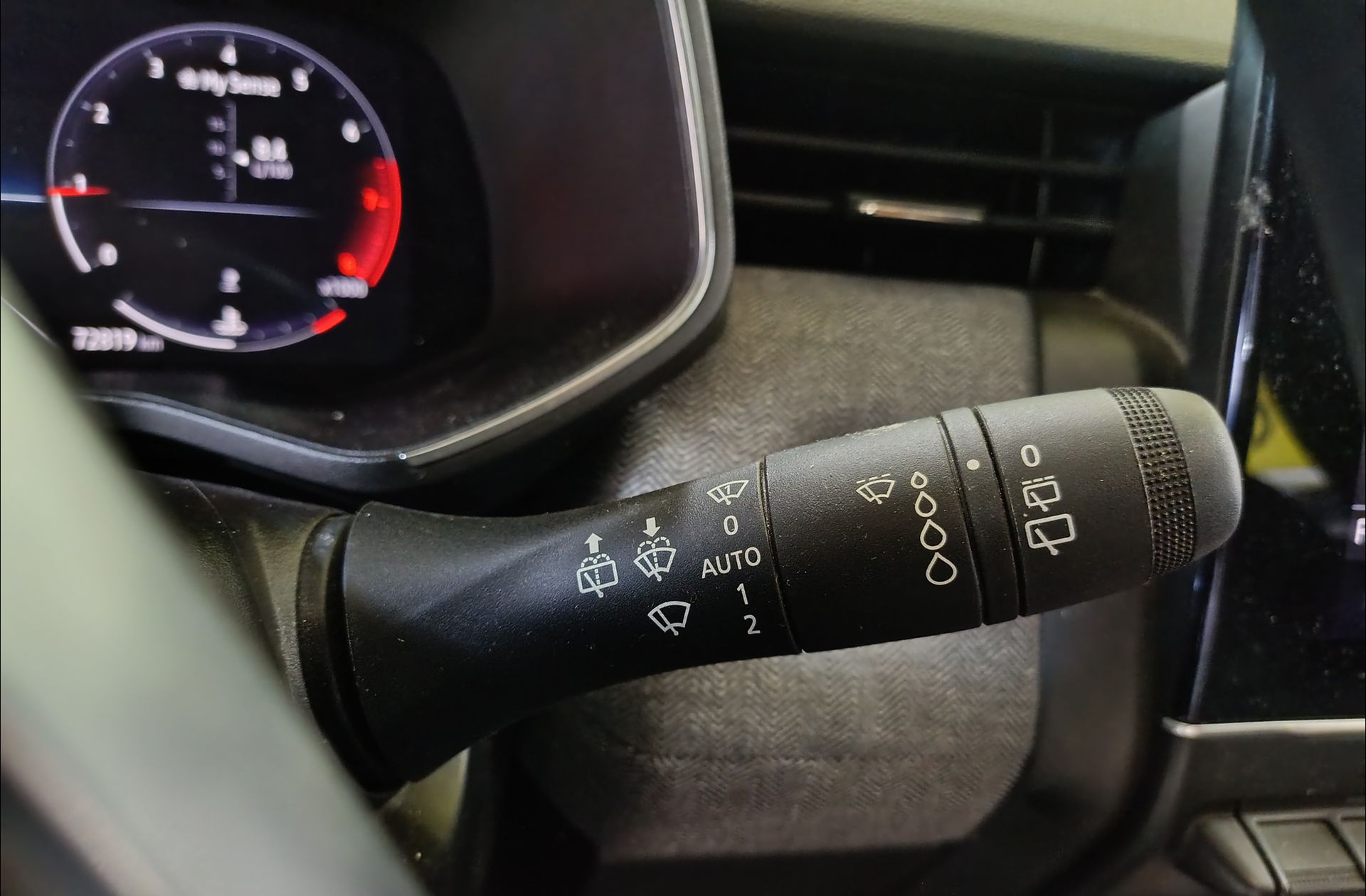 Renault Clio Techno TCe - foto 29