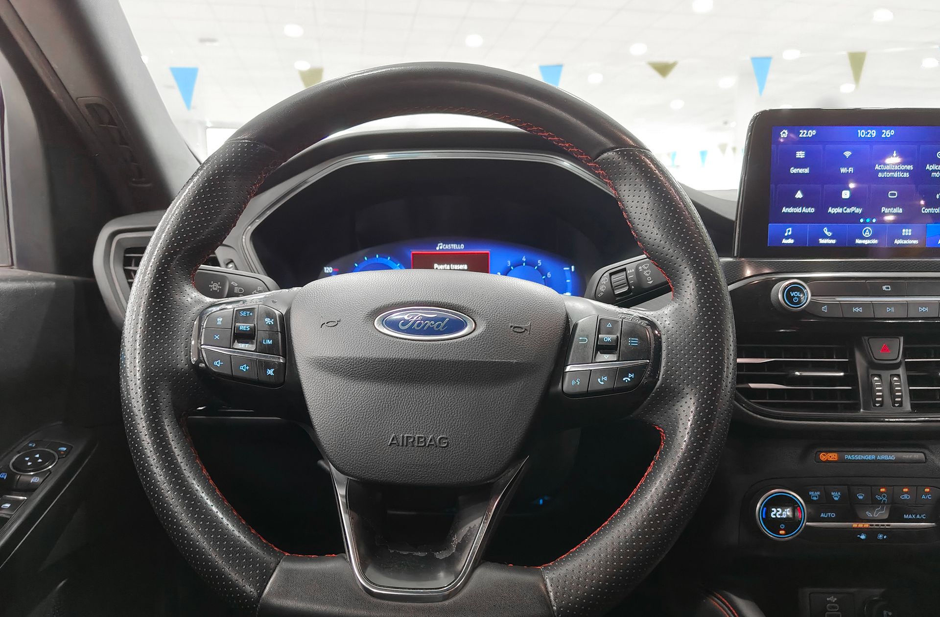 Ford Kuga 1.5T EcoBoost ST-Line X 4x2 - foto 30