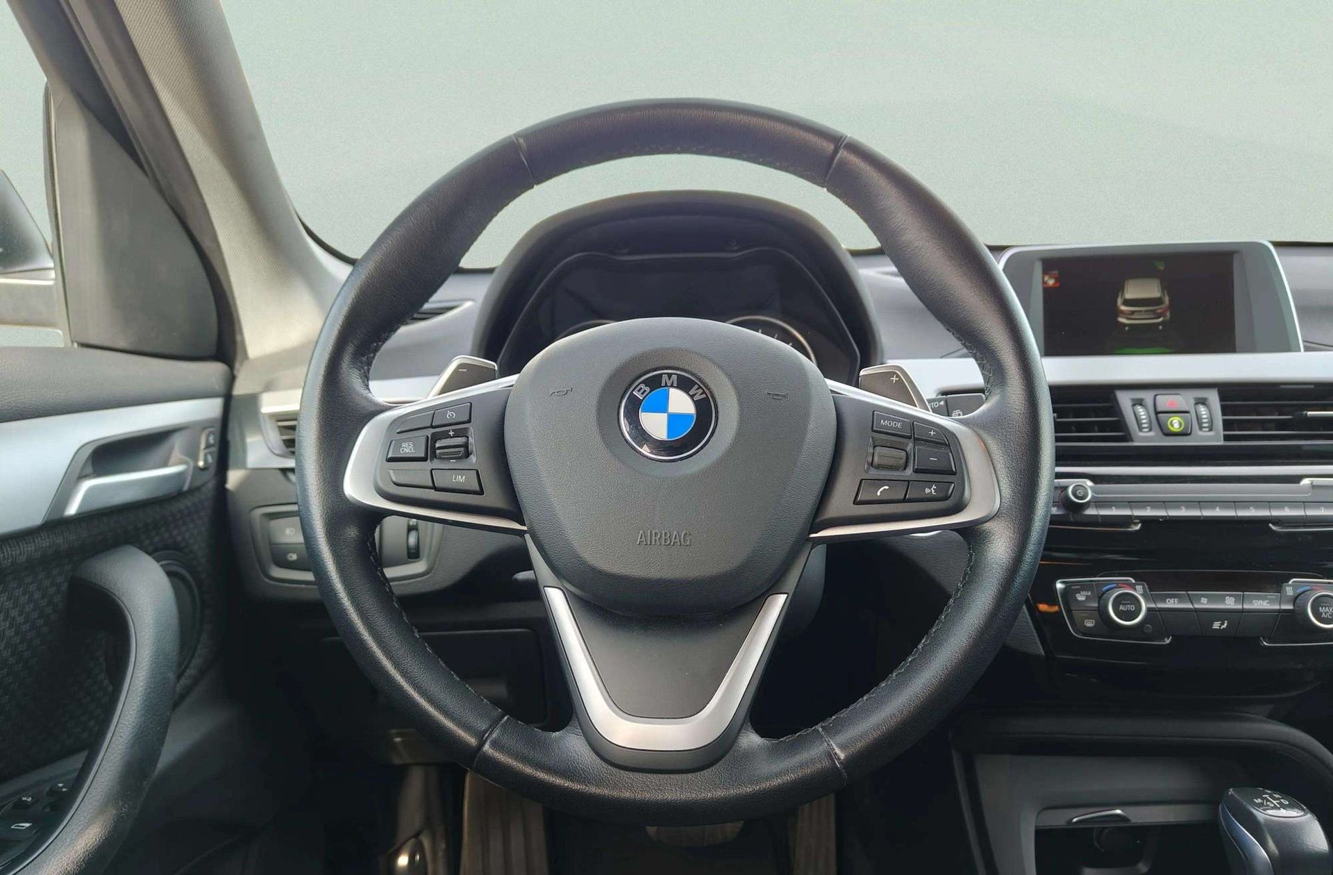 BMW X1 sDrive18d - foto 26