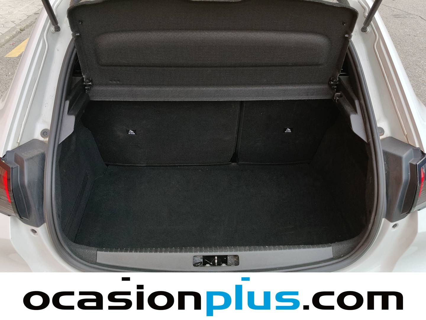 Foto Peugeot 208 Peugeot 208 PureTech 100 Allure (100 CV)