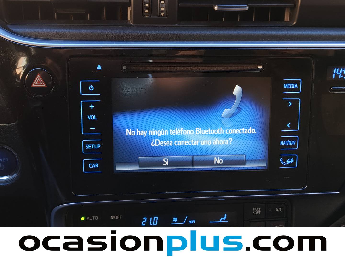 Foto Toyota Auris Toyota Auris 140H Touring Sports Active (136 CV)