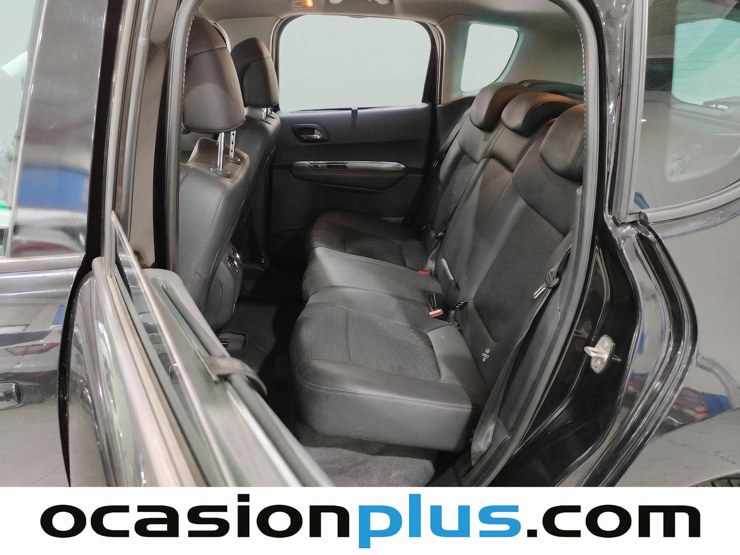 Foto asientos traseros Peugeot 3008 Peugeot 3008 1.6 BlueHDi FAP Allure (120 CV)