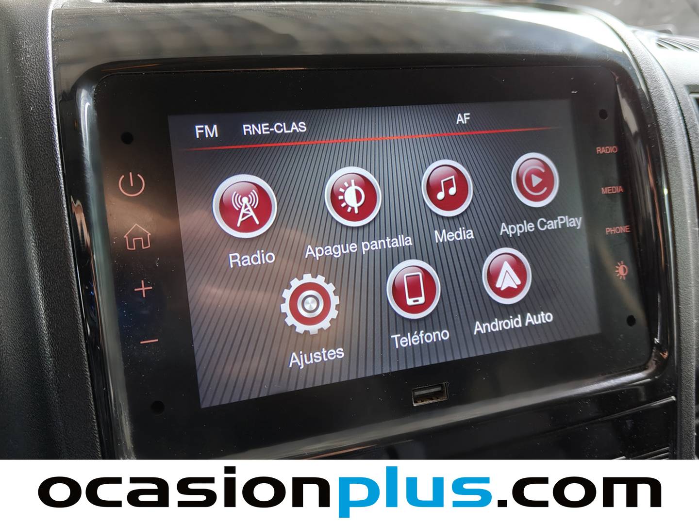Extras y acabados del Peugeot Boxer Peugeot Boxer Furgon BlueHDi 140 S&S 335 L3H2 (140 CV)