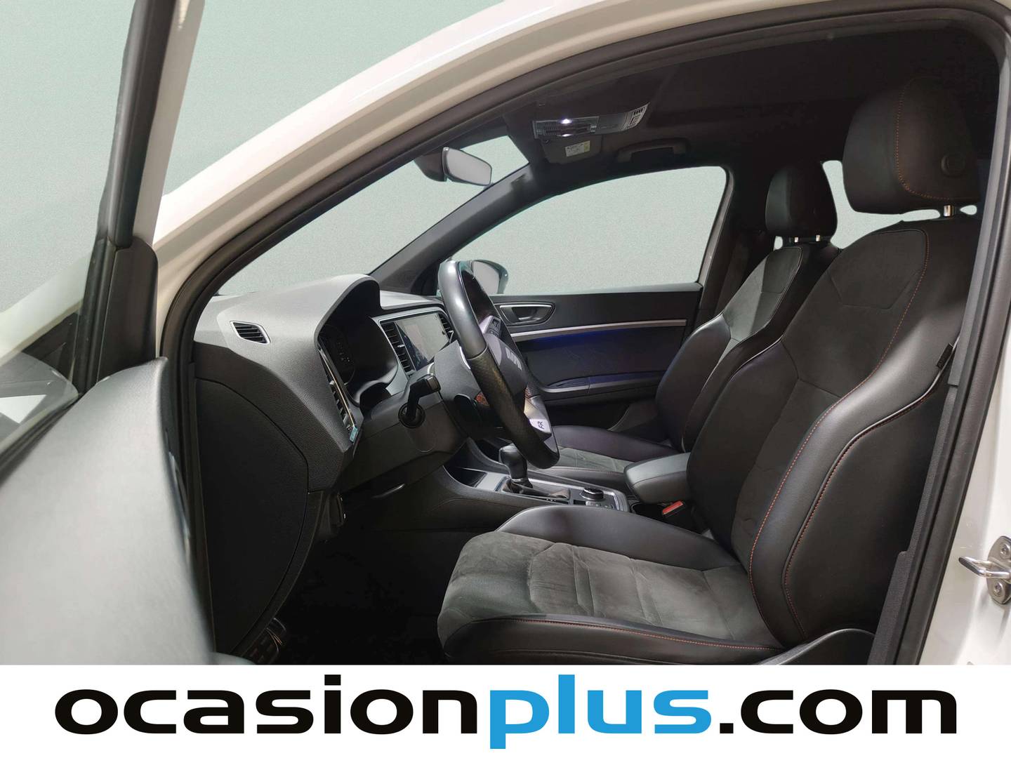 Foto asientos delanteros Seat Ateca Seat Ateca 1.5 TSI S&S FR Go S DSG (150 CV)