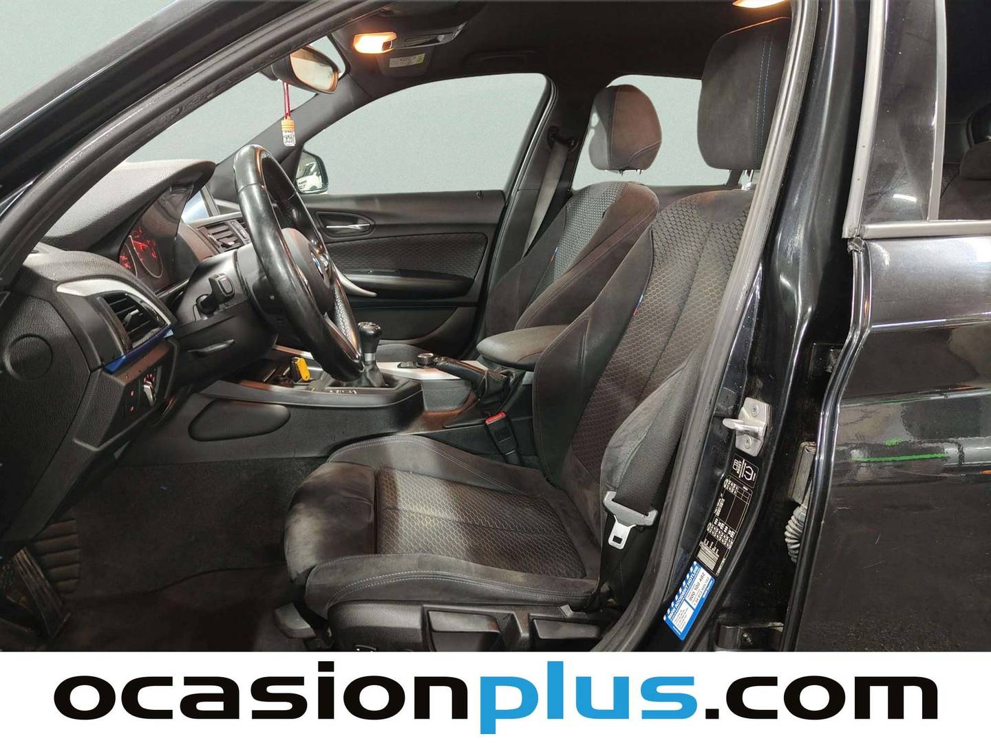 Foto asientos delanteros BMW Serie 1 BMW Serie 1 118d Pack M (143 CV)