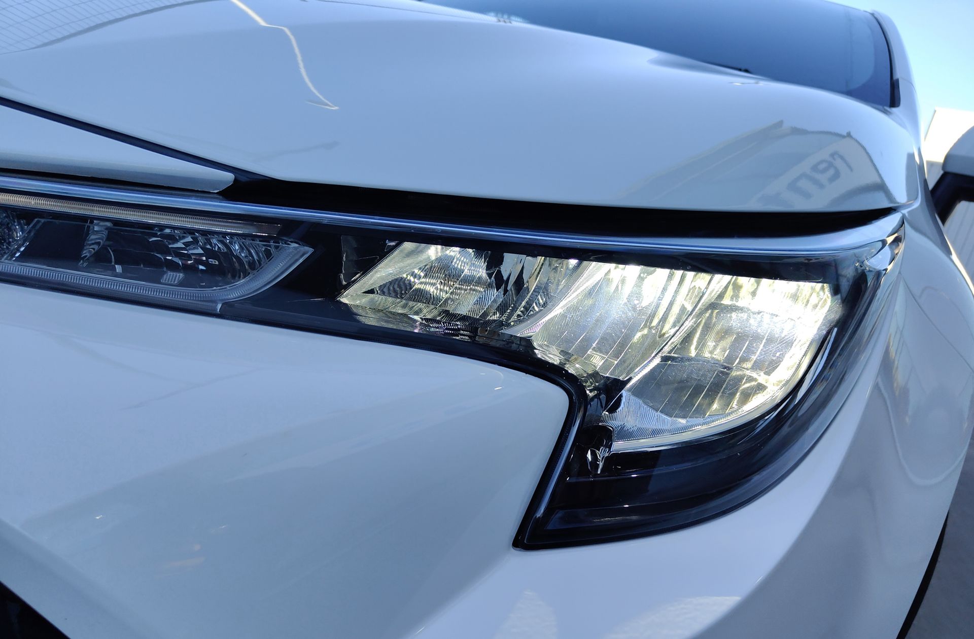 Toyota Corolla 1.8 125H Business Plus E-CVT - foto 12